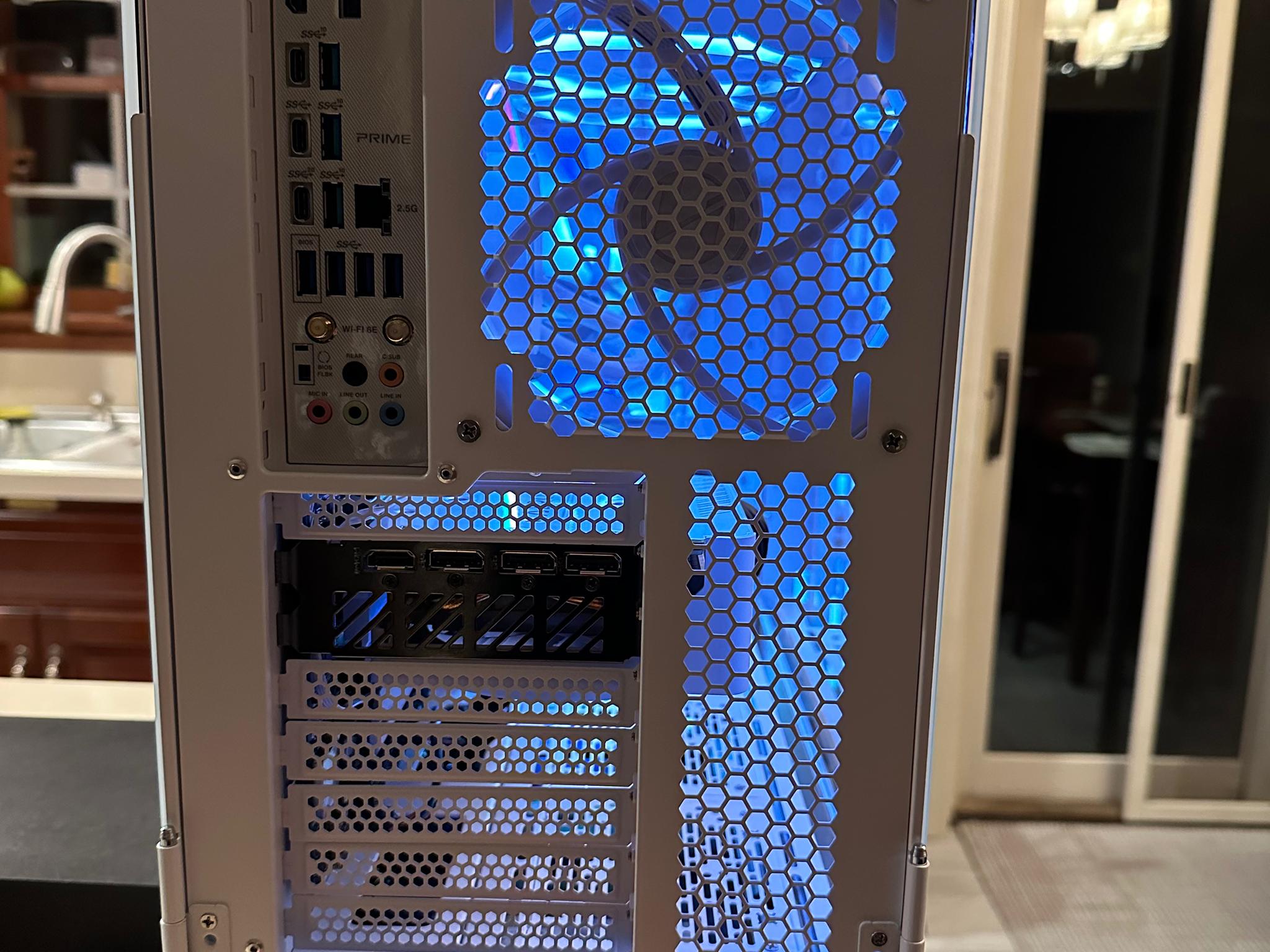Blizzard White Custom Gaming PC, 4070Ti Ryzen 9 7900X3D