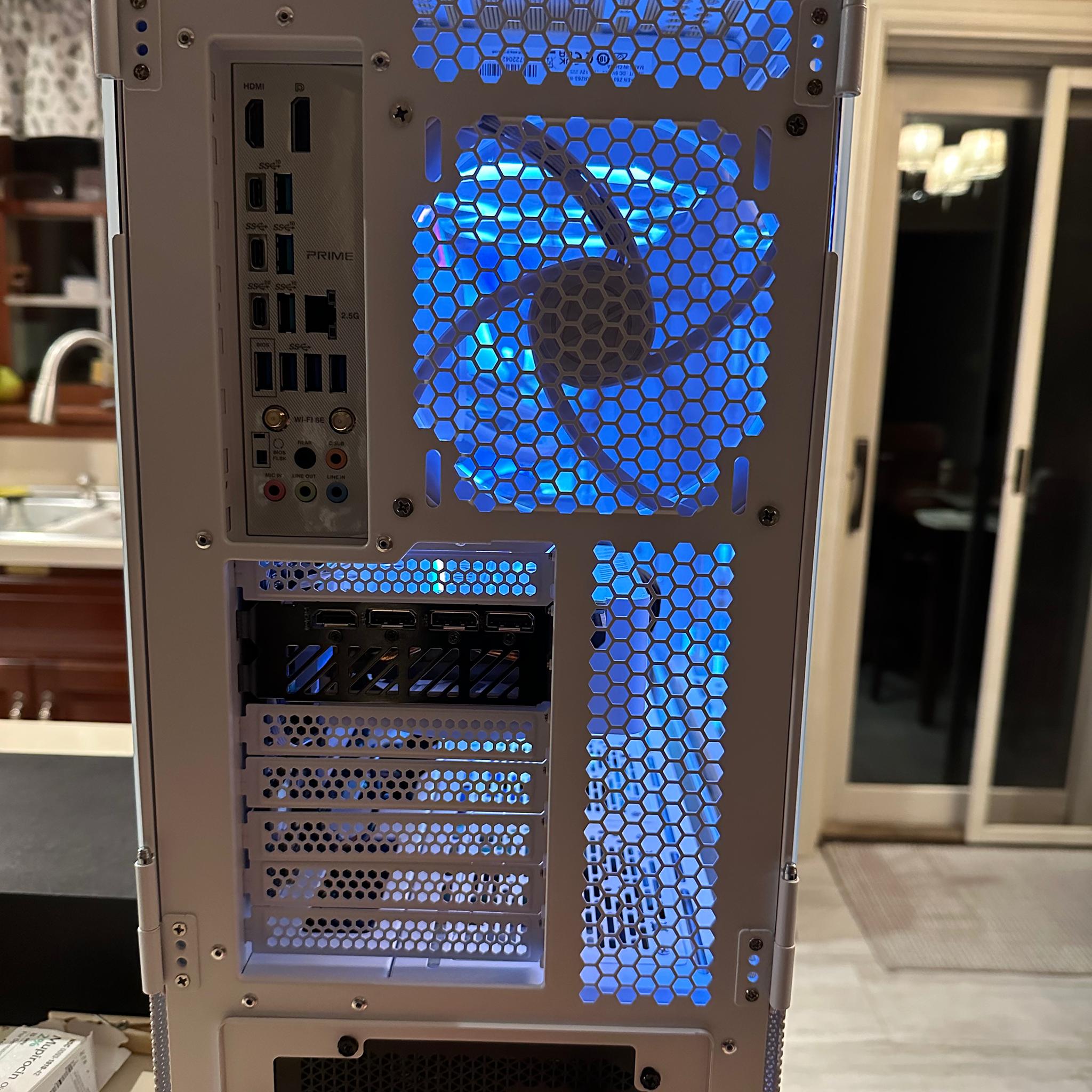 Blizzard White Custom Gaming PC, 4070Ti Ryzen 9 7900X3D