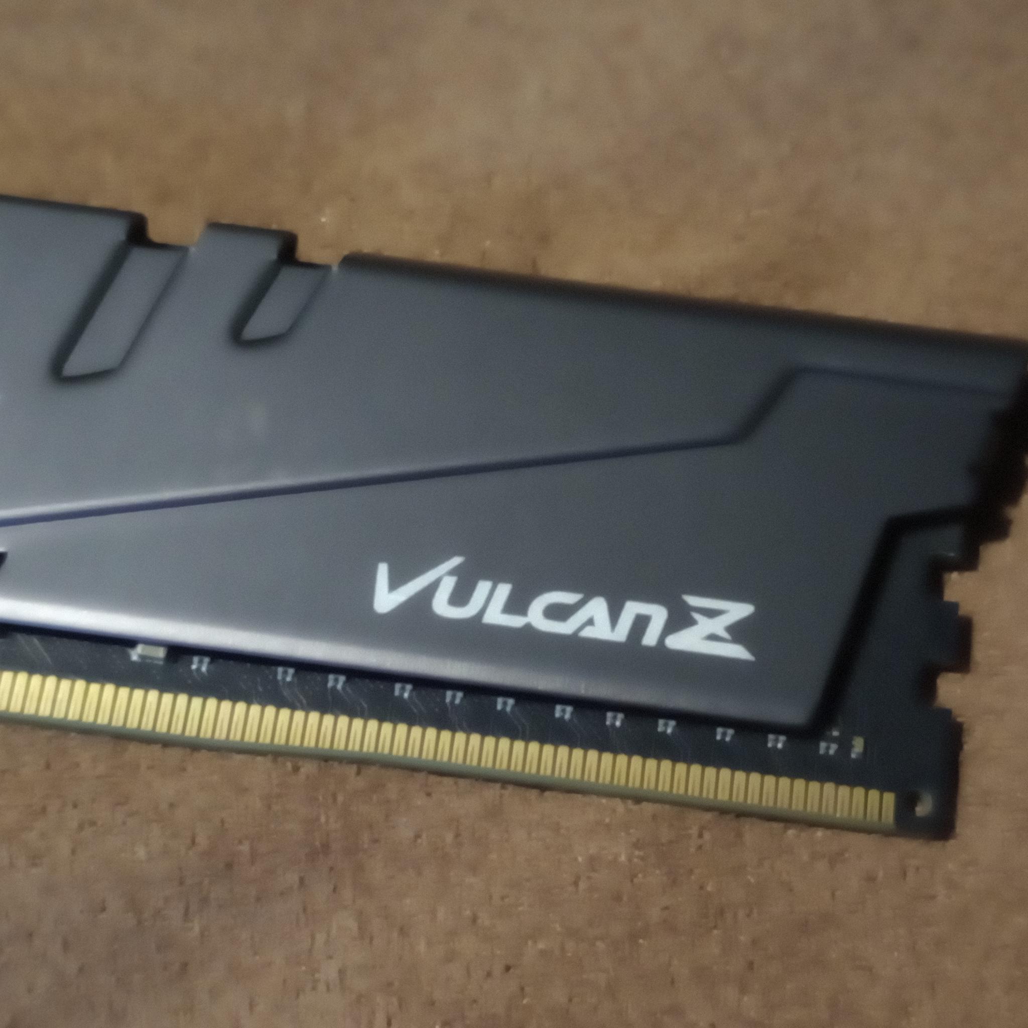 Team T-Force Vulcan Z DDR4-3200 64GB (32x2) CL16