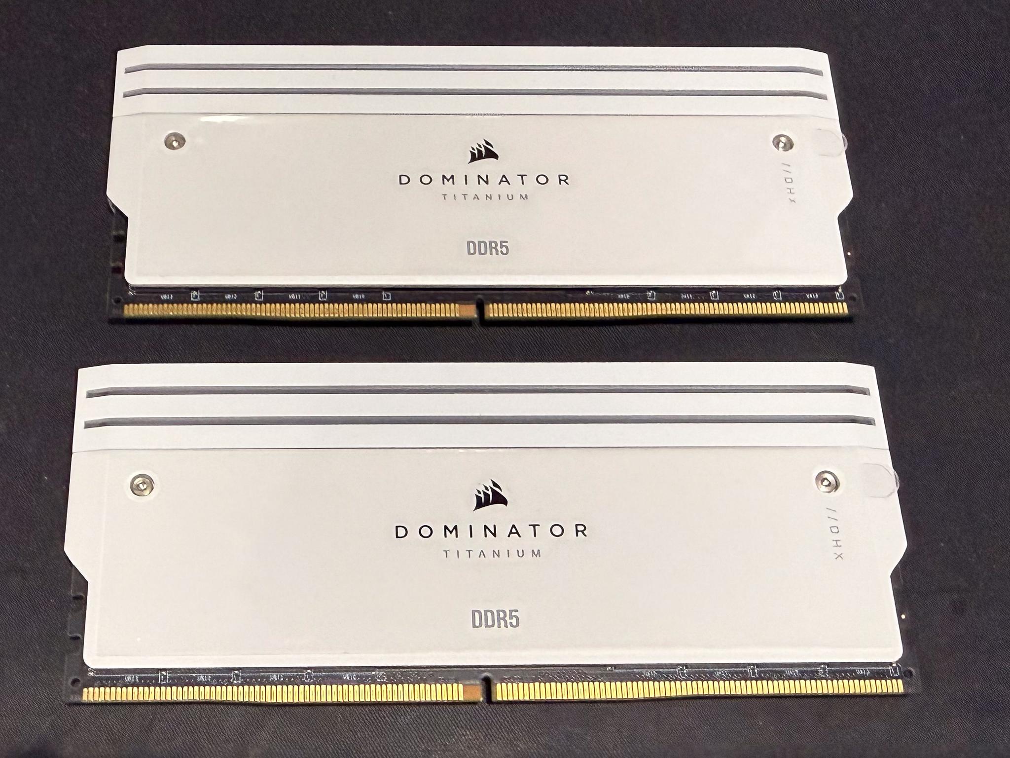 DOMINATOR® TITANIUM RGB 64GB (2x32GB) DDR5 DRAM 6600MT/s CL32 Intel XMP Memory Kit — White