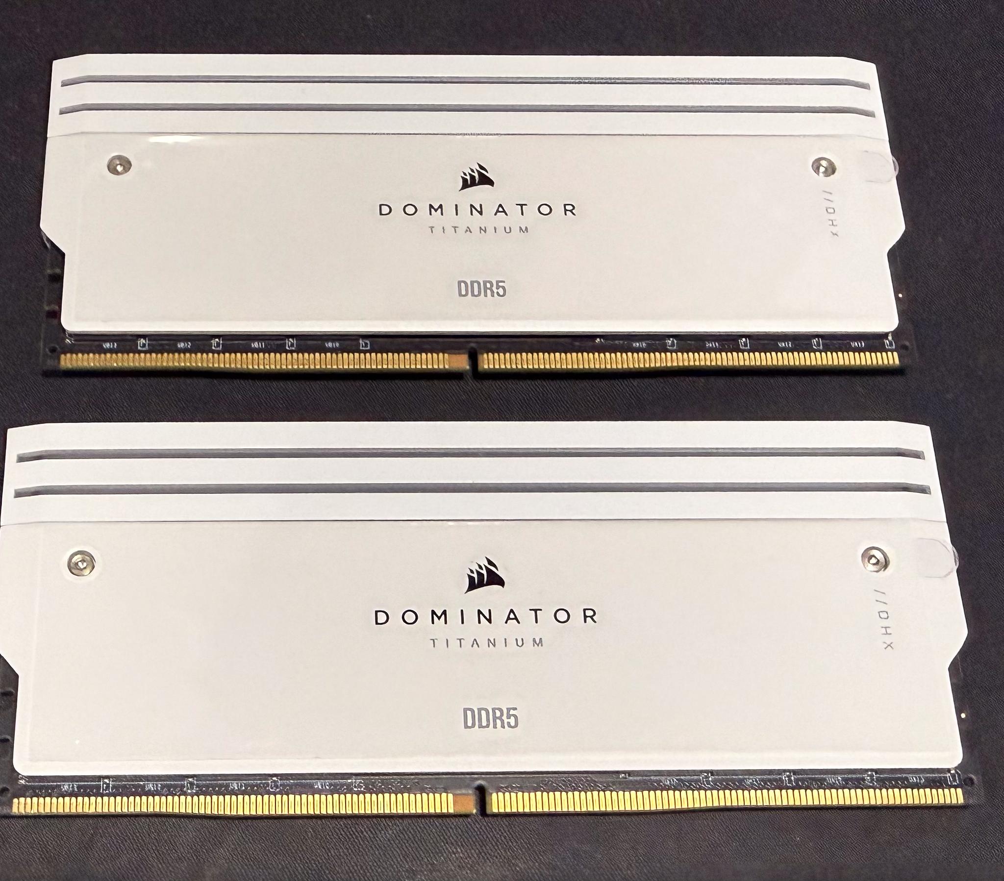 DOMINATOR® TITANIUM RGB 64GB (2x32GB) DDR5 DRAM 6600MT/s CL32 Intel XMP Memory Kit — White