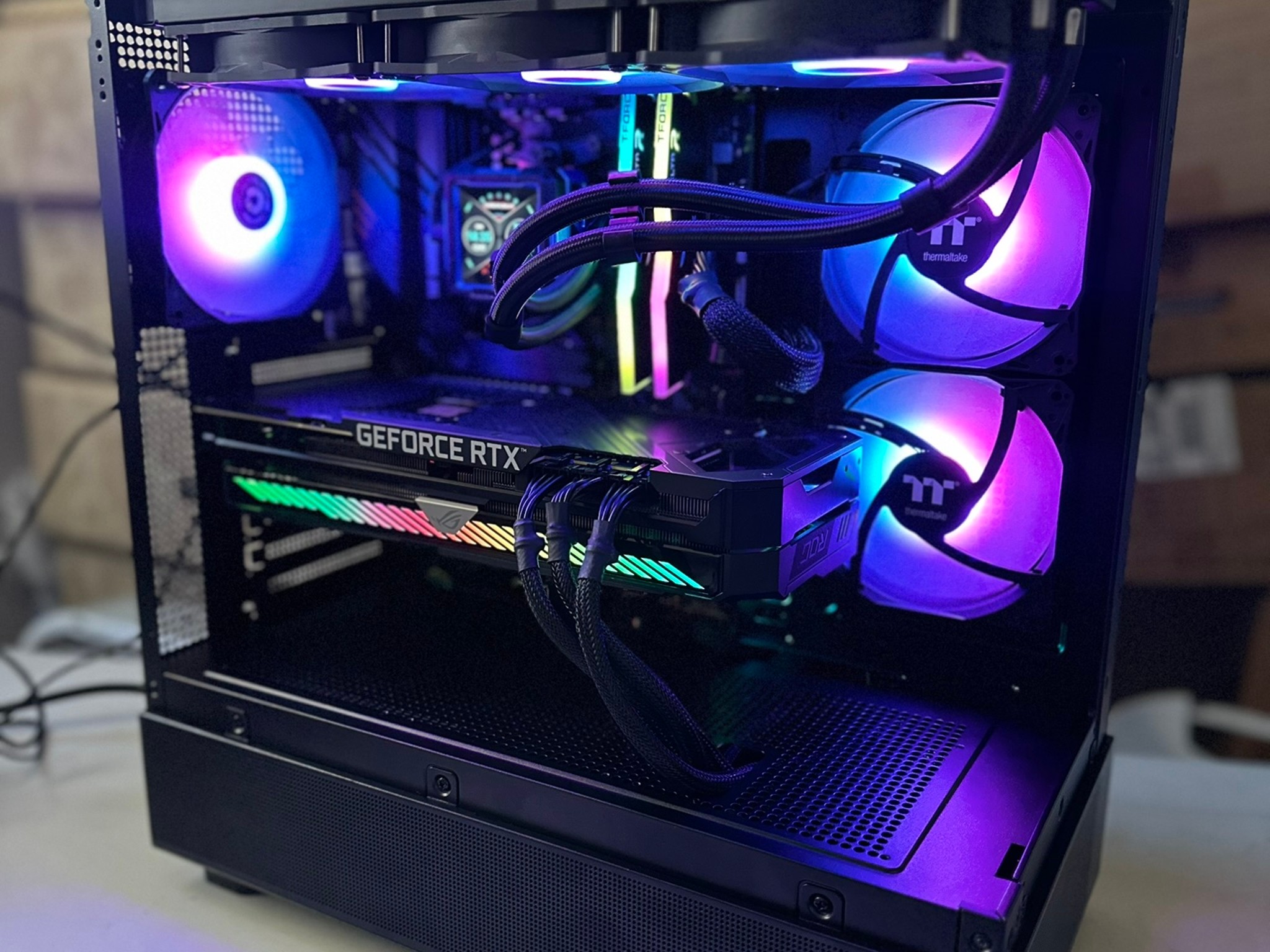 Ryzen 7 5800XT / RTX 3080 Ti / 1TB NVME / 32GB RAM