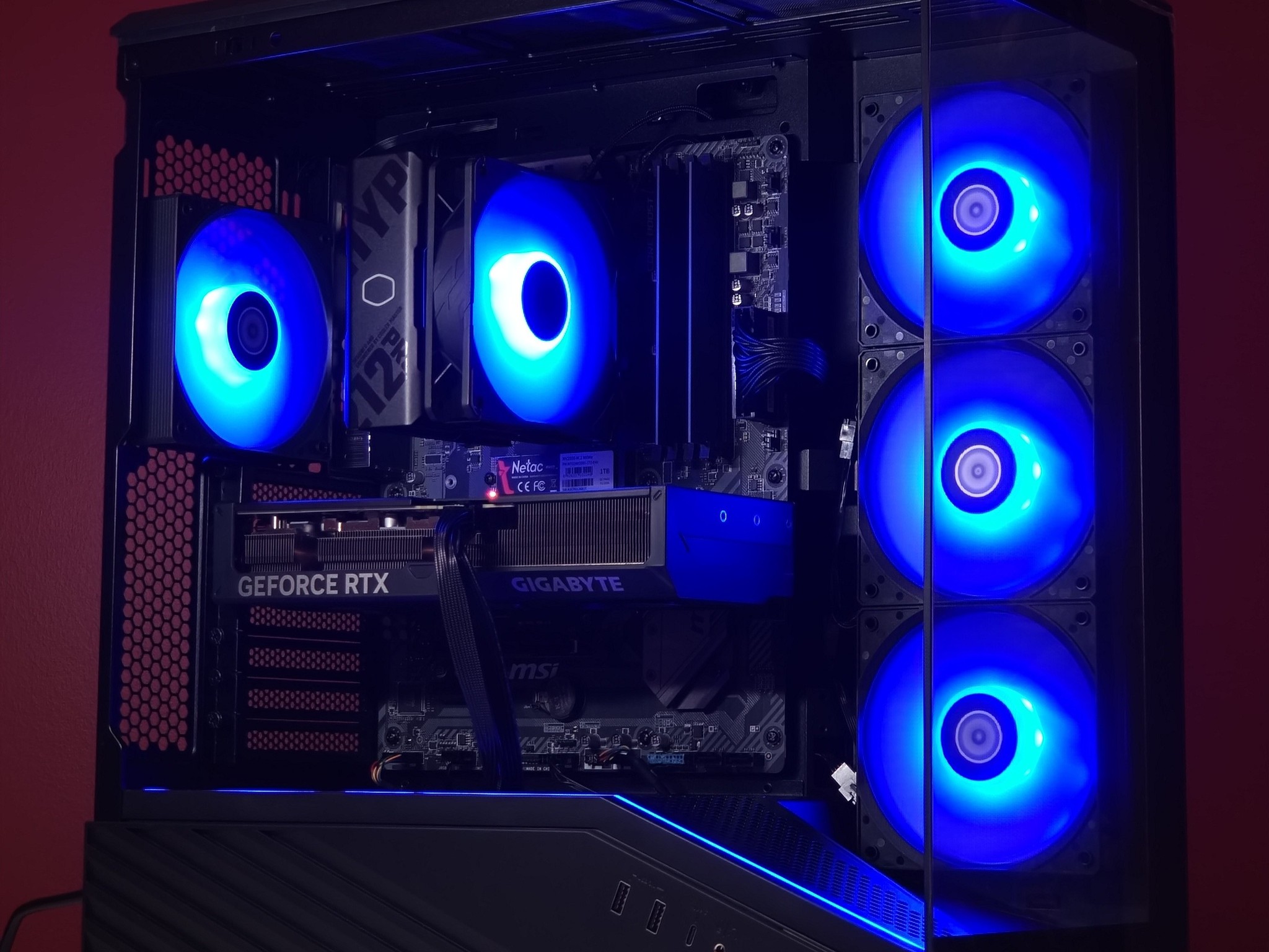 1440p Ultra Gaming PC|RTX 4070|Ryzen 7