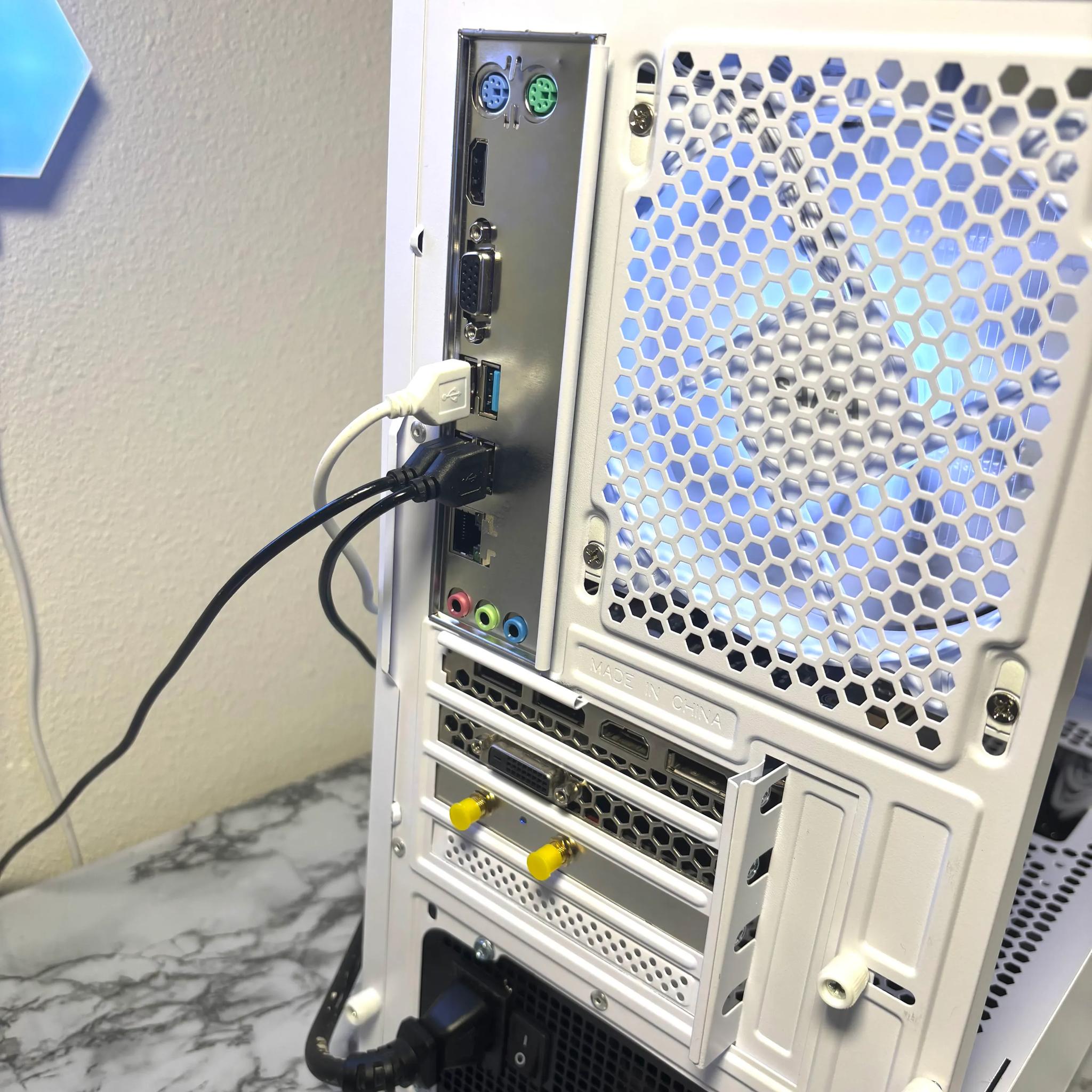 ⚪️⚪️ | Ryzen 5 2600 + GTX 1070 8GB | 16GB | WiFi INCLUDED