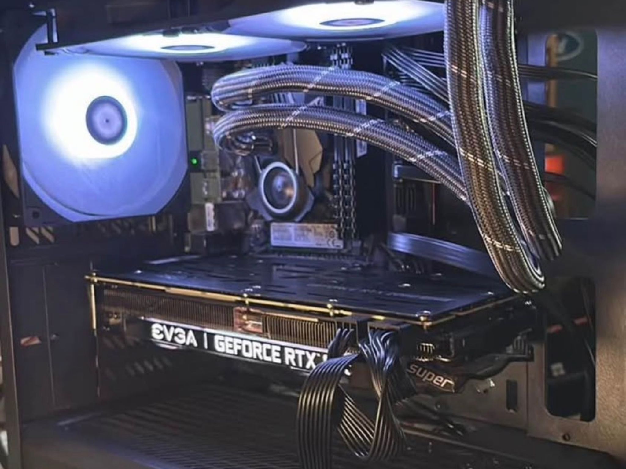 1080P GAMING BEAST