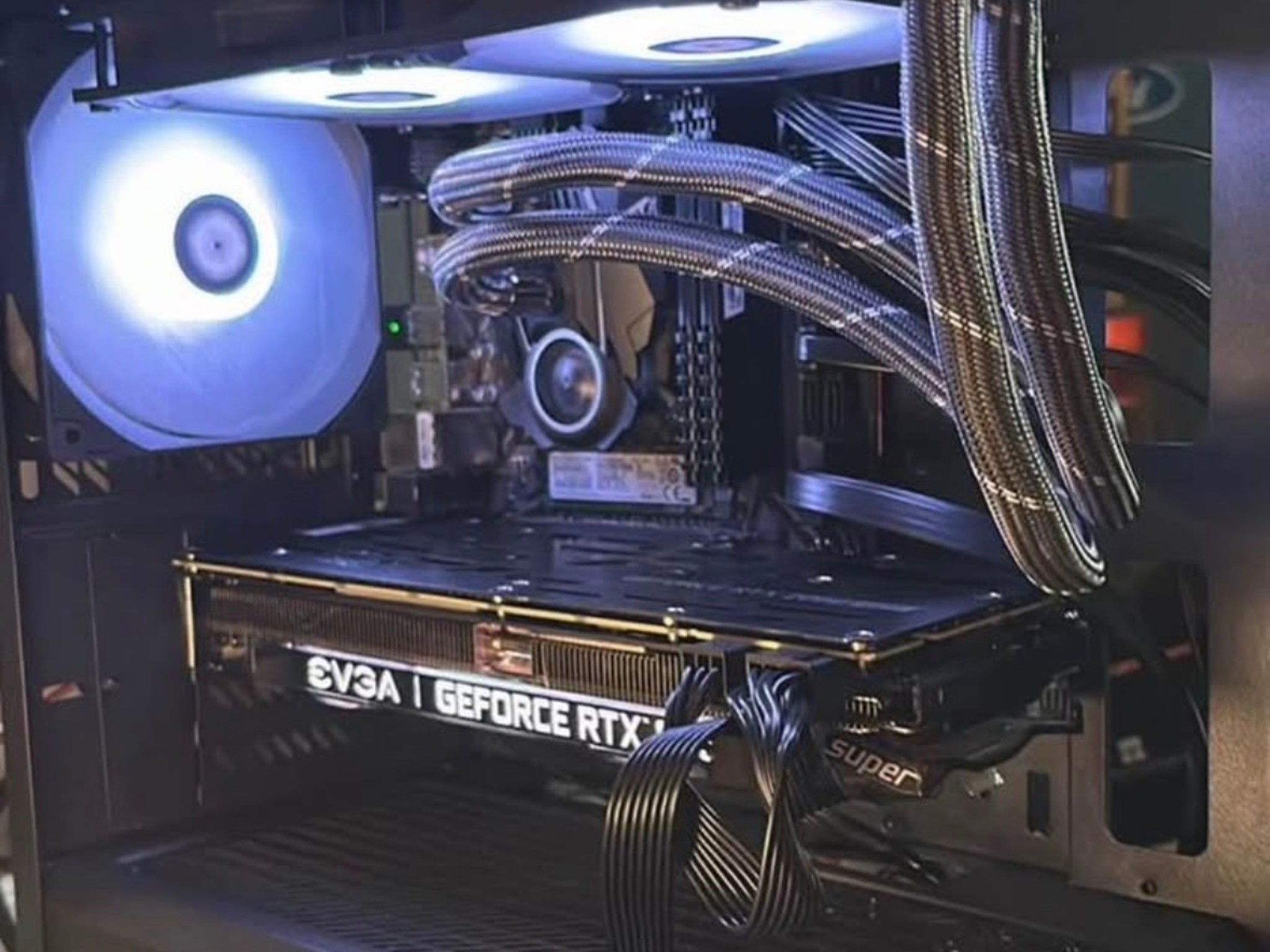 1080P GAMING BEAST