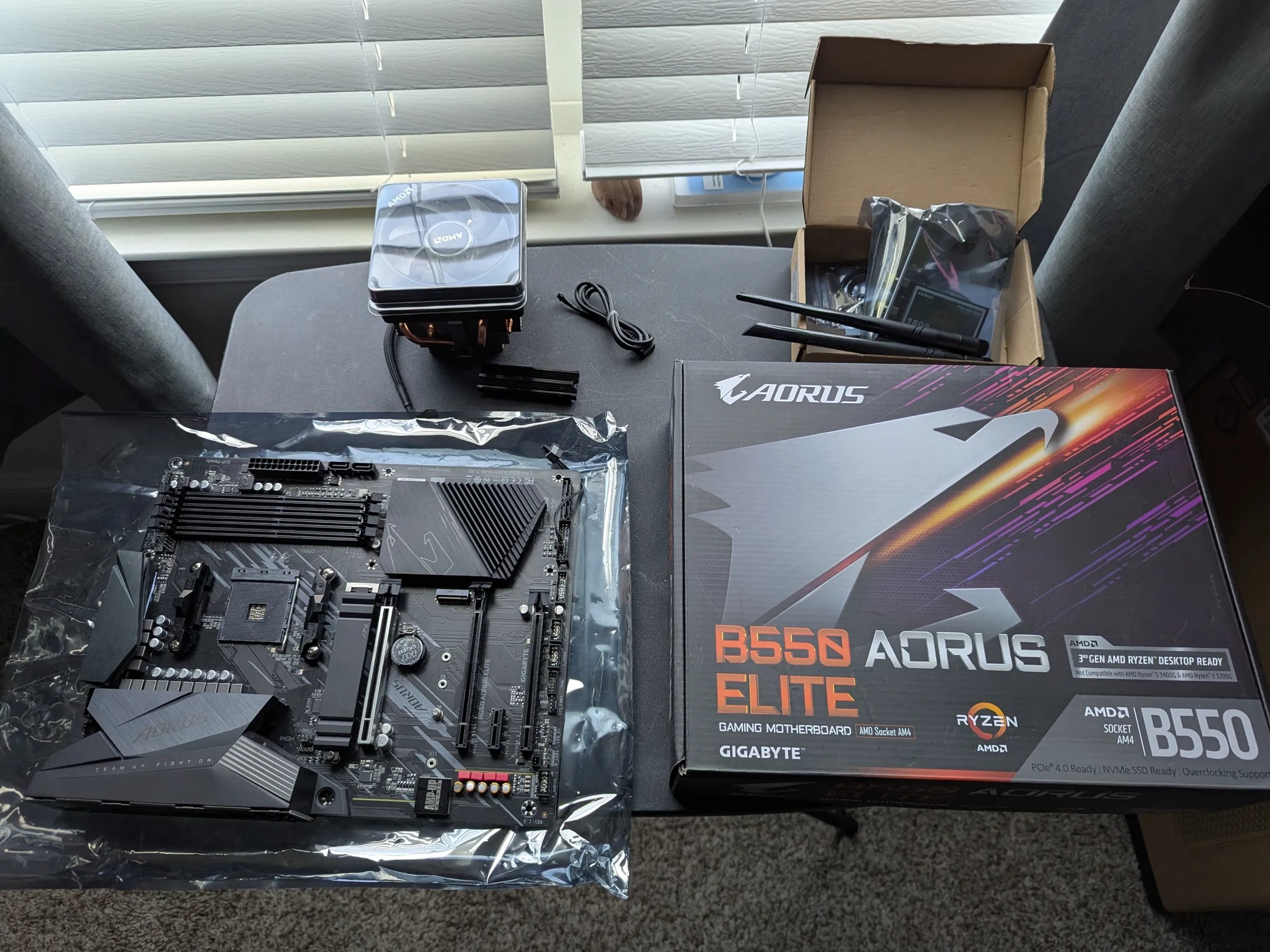Gigabyte B550 Aorus Elite MB | PCI Wifi Card | AMD Waith Prism Cooler