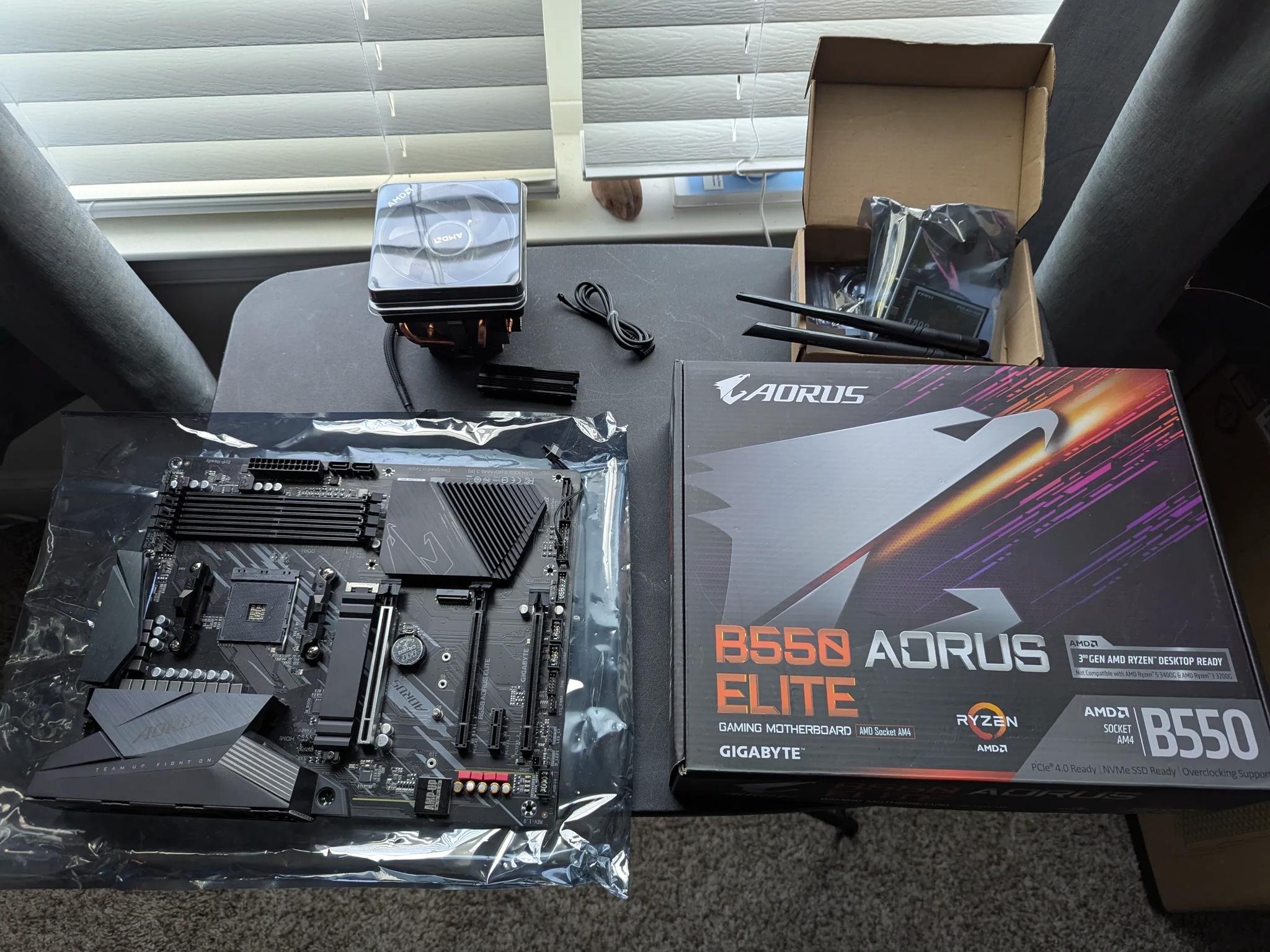Gigabyte B550 Aorus Elite MB | PCI Wifi Card | AMD Waith Prism Cooler