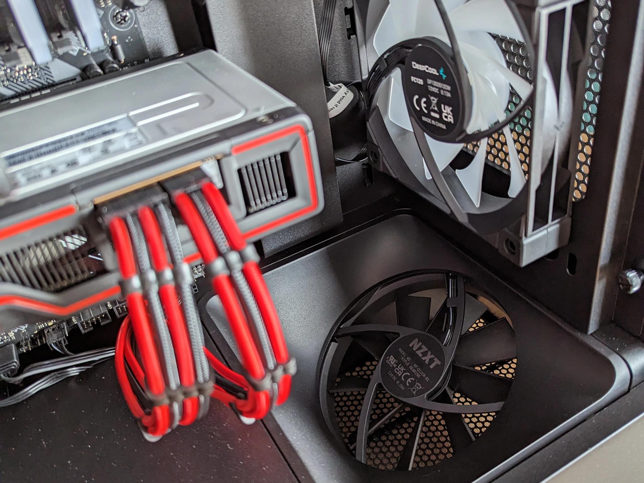 All AMD Clean Custom Build - Ryzen 5 5600/Radeon RX 6700XT 12GB