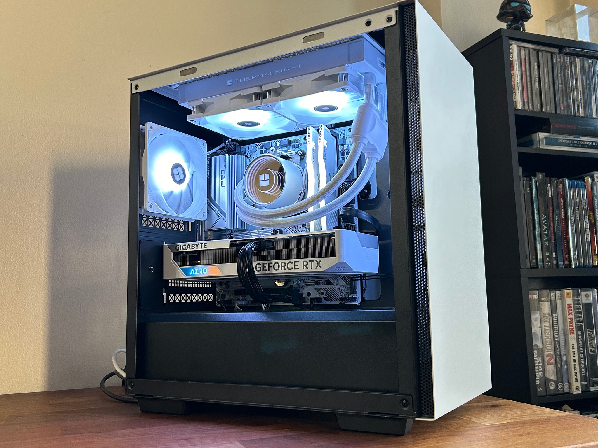**SALE** RTX 4060ti 16GB | Ryzen 5 5600 | 32GB DDR4 | 1TB SSD | The Mid-Range Beast V14