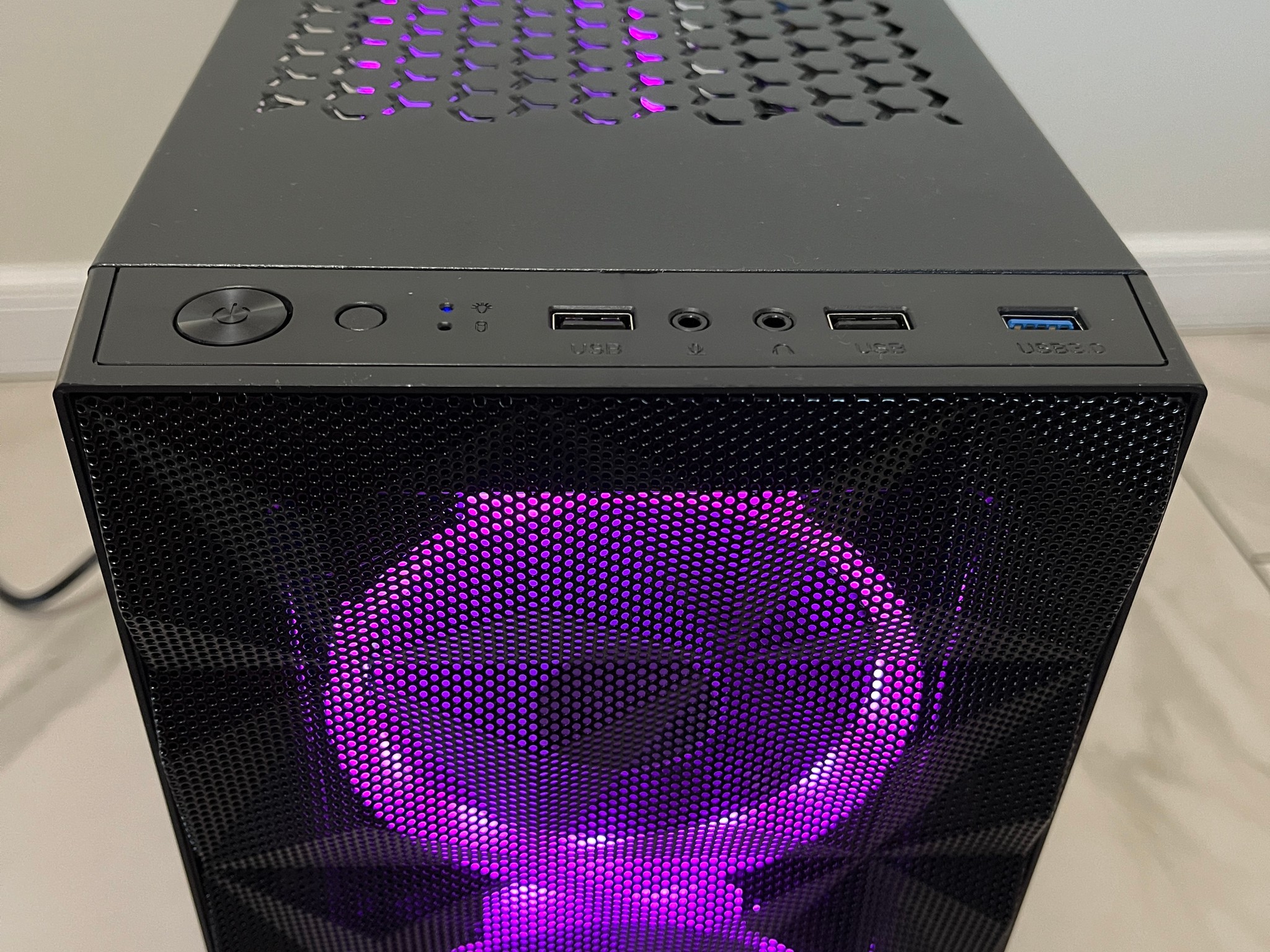 Super Budget Gaming PC - Intel i7-2600, NVDIA GTX 670 2GB, 16GB RAM, 1TB Storage, w/ Wi-Fi & BT