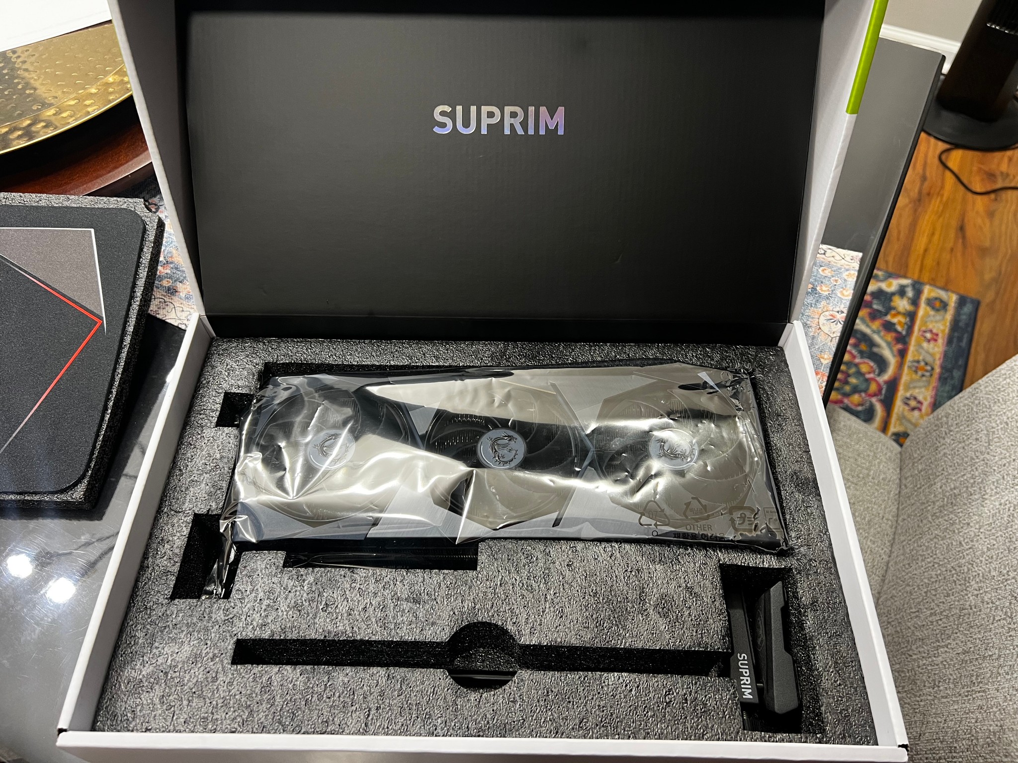 MSI SUPRIM X GeForce RTX 3070 Ti