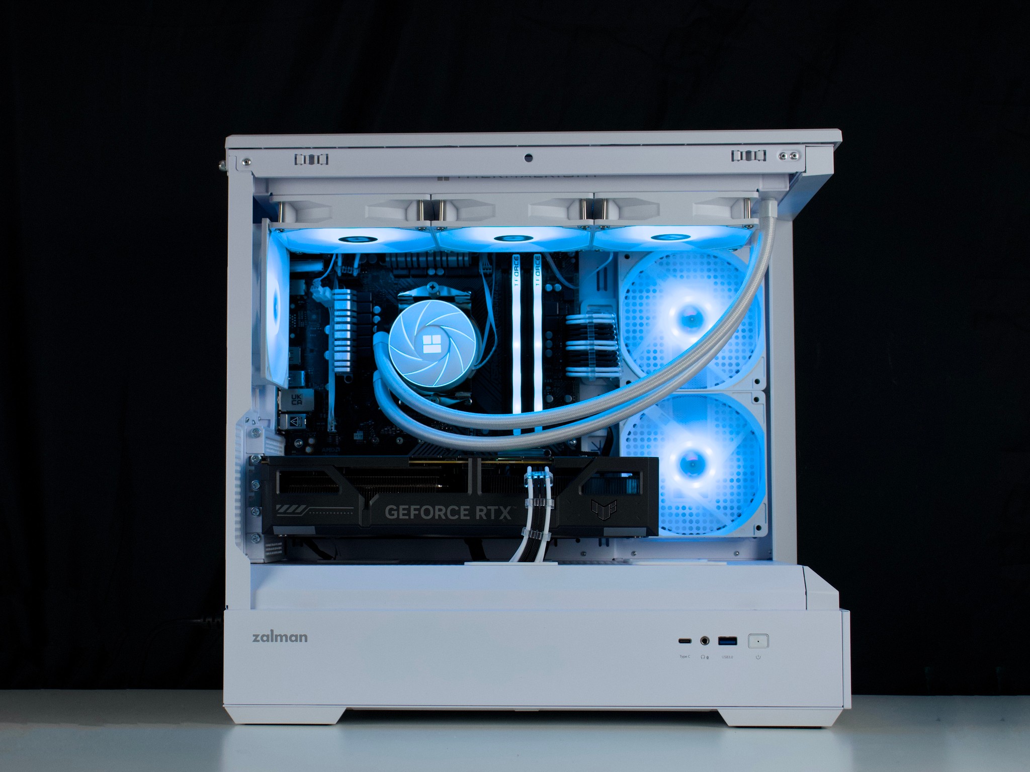 🧊❄️🧊 White Gaming PC – RTX 5060, Ryzen 5 5600, 16GB RAM, 1TB SSD - WiFi 🧊❄️🧊