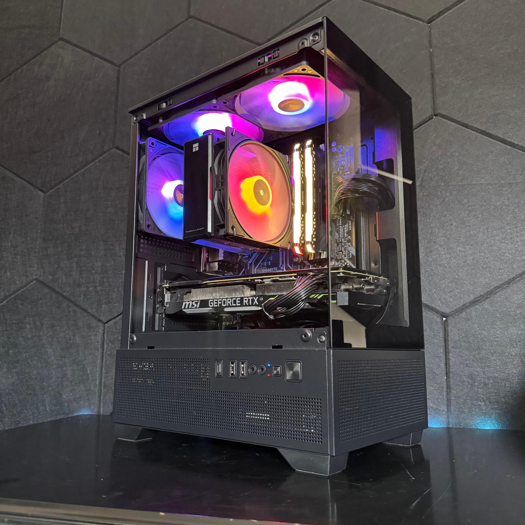 RTX 2080 / AMD Ryzen 7 3700X / 16GB DDR4 / 240GB SSD + 2TB HDD