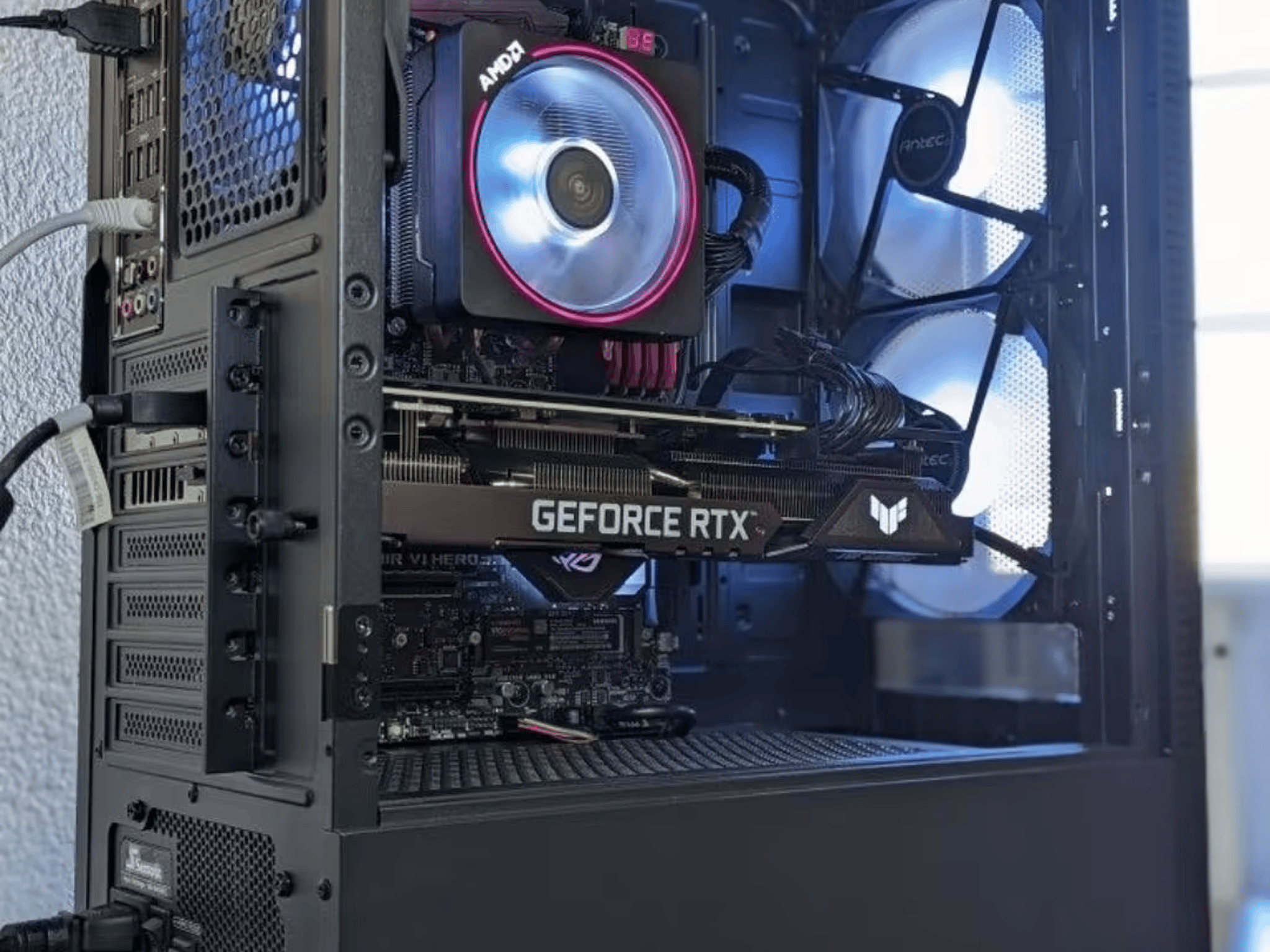 AMD Ryzen 7 3800x // GeForce RTX 3060ti // 32GB 3600mhz