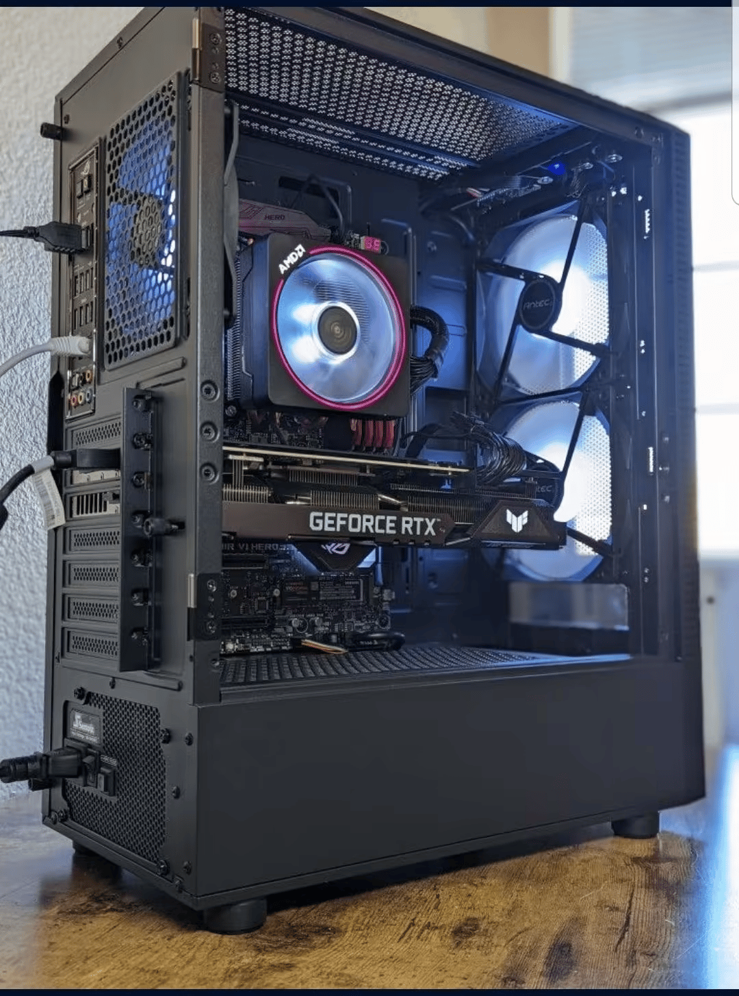 AMD Ryzen 7 3800x // GeForce RTX 3060ti // 32GB 3600mhz
