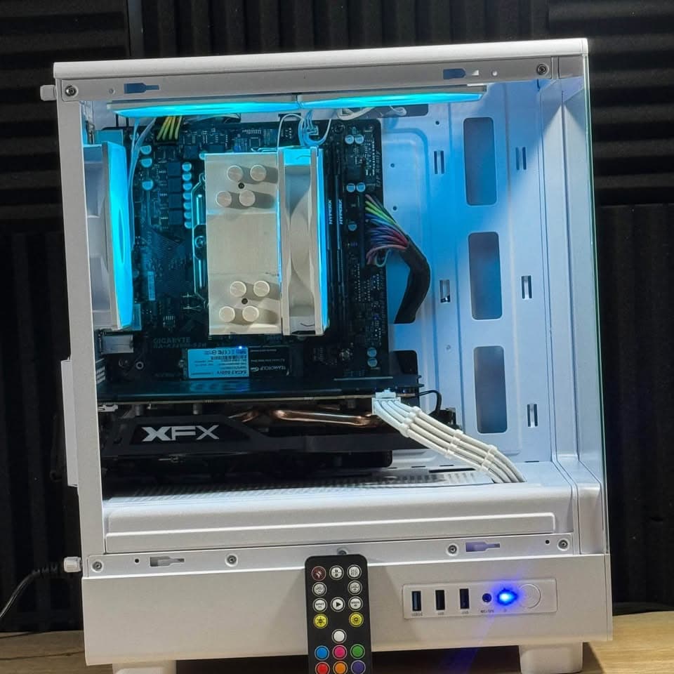 🔥 Gaming PC | RX 570 | Ryzen 3 2300X | 16GB RAM | 512GB SSD | WiFi + BT
