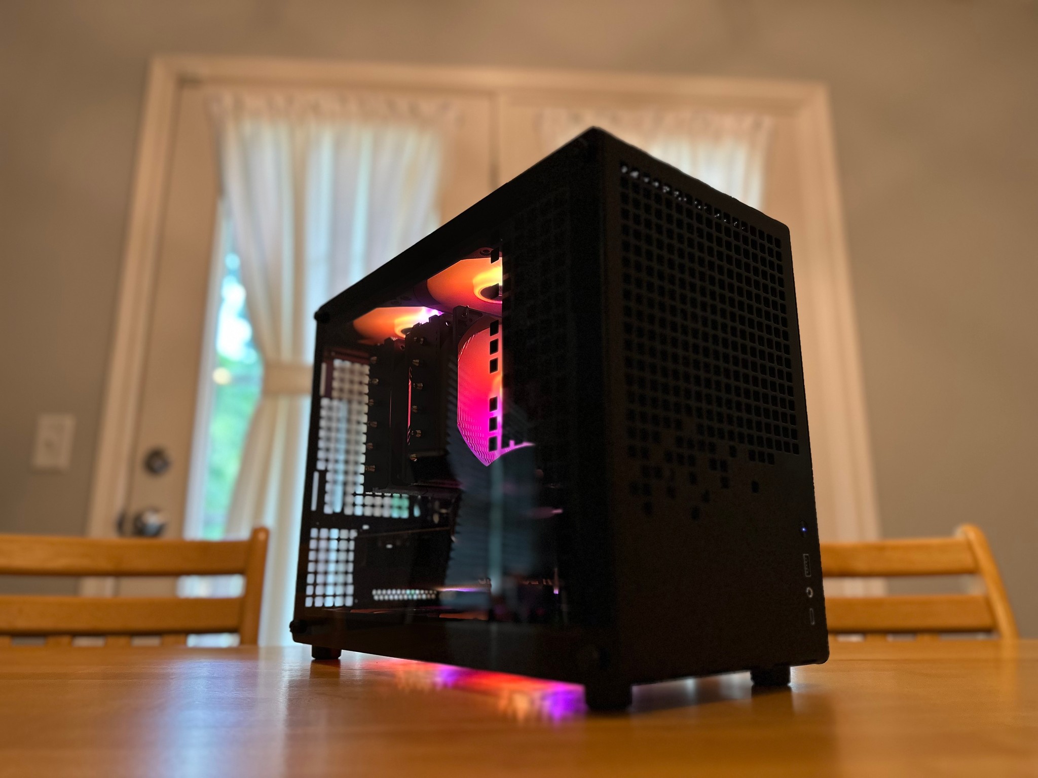 💁‍♂️👽| RTX 4070 ti ProArt, Ryzen 5700x3d, 32gb Ram, 1tb SSD, WiFi Equipped, ARGB Compact Gaming PC