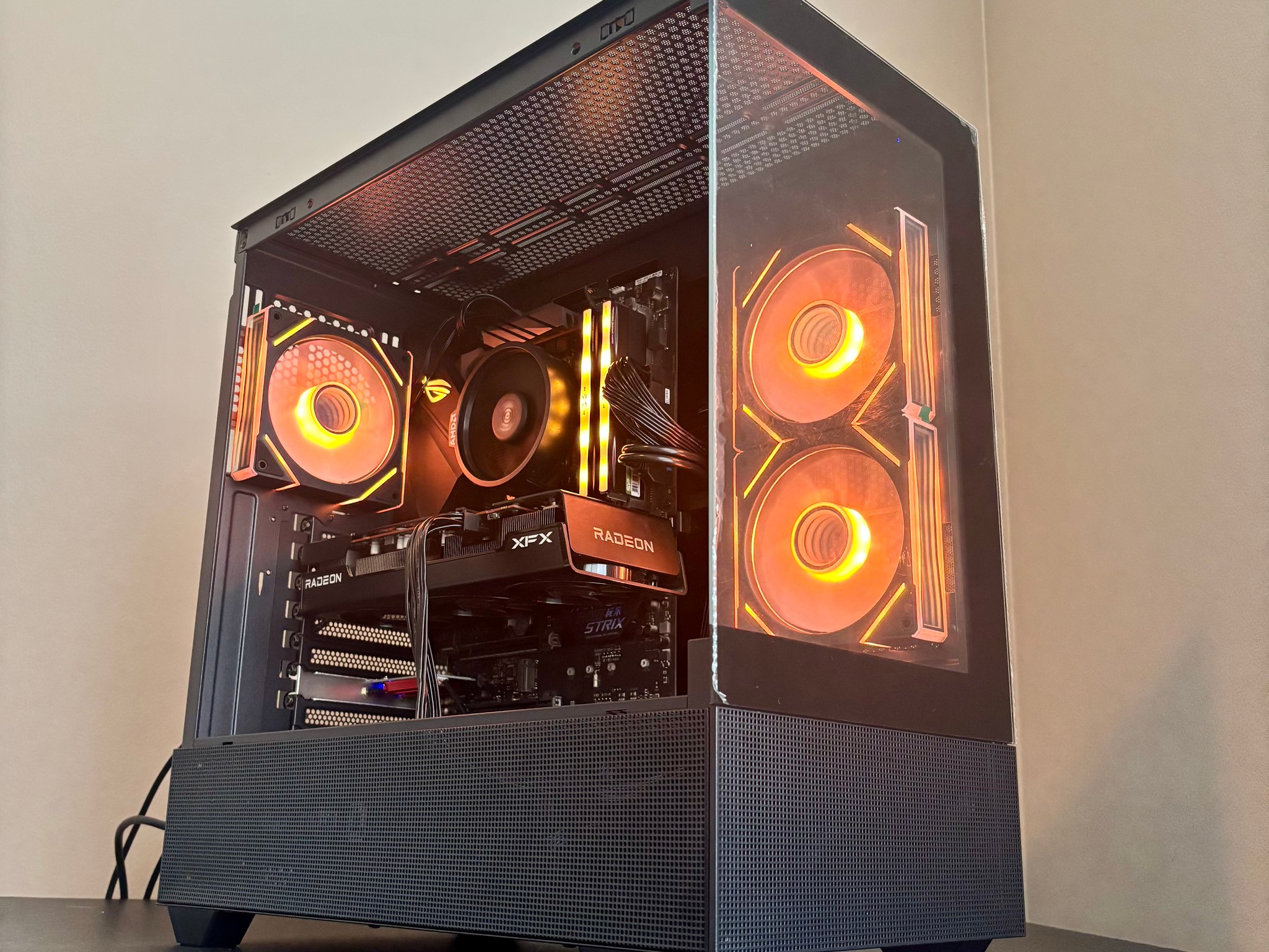 Radeon RX 6600 XT Custom Gaming PC - Ryzen 3 3100