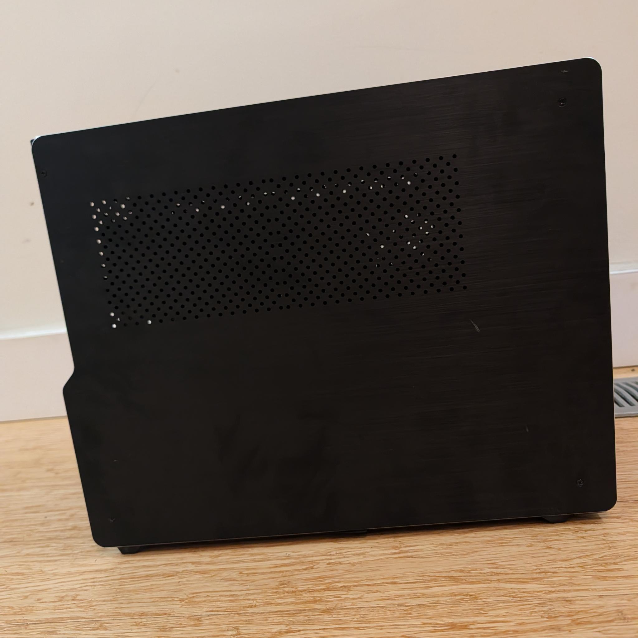 Gaming PC case + GPU riser