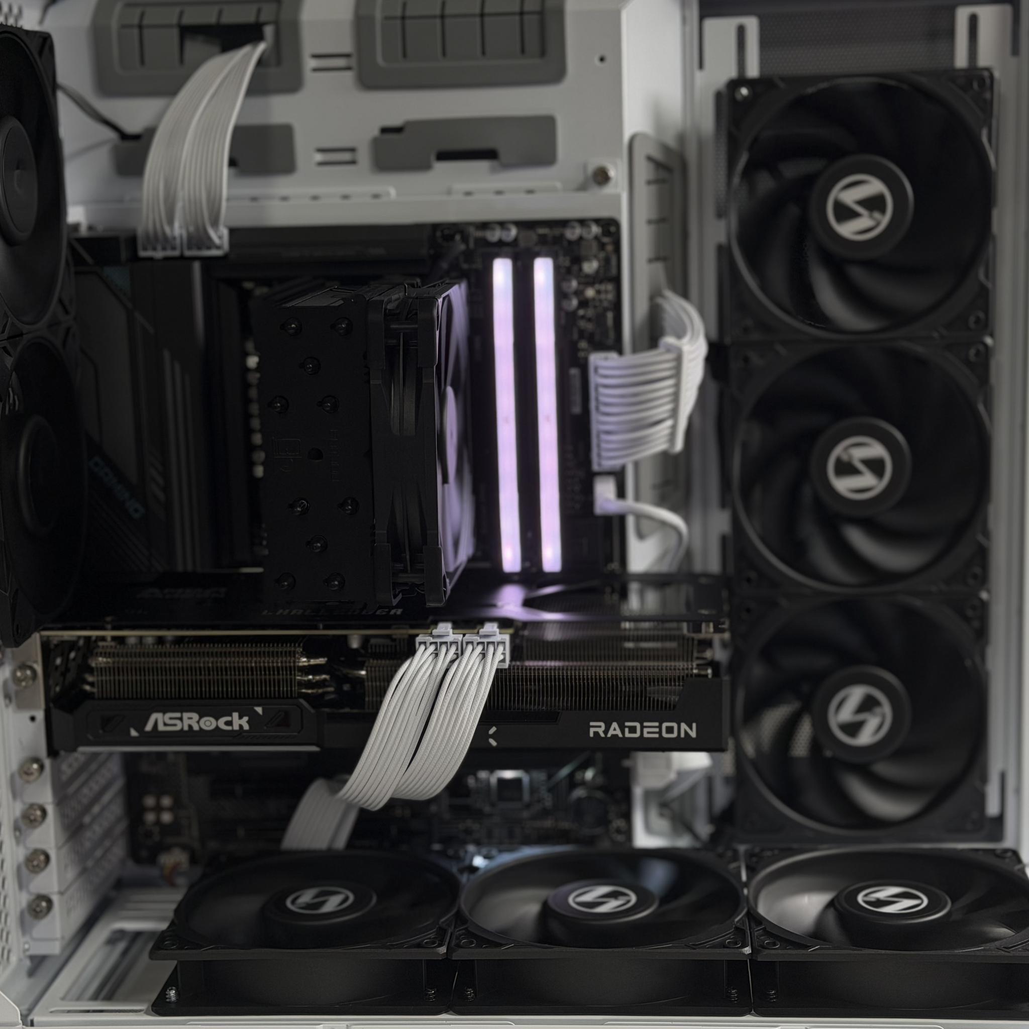 🐼 RX 9070 XT • Ryzen 7 9800X3D • 32GB DDR5 • 2TB NVMe