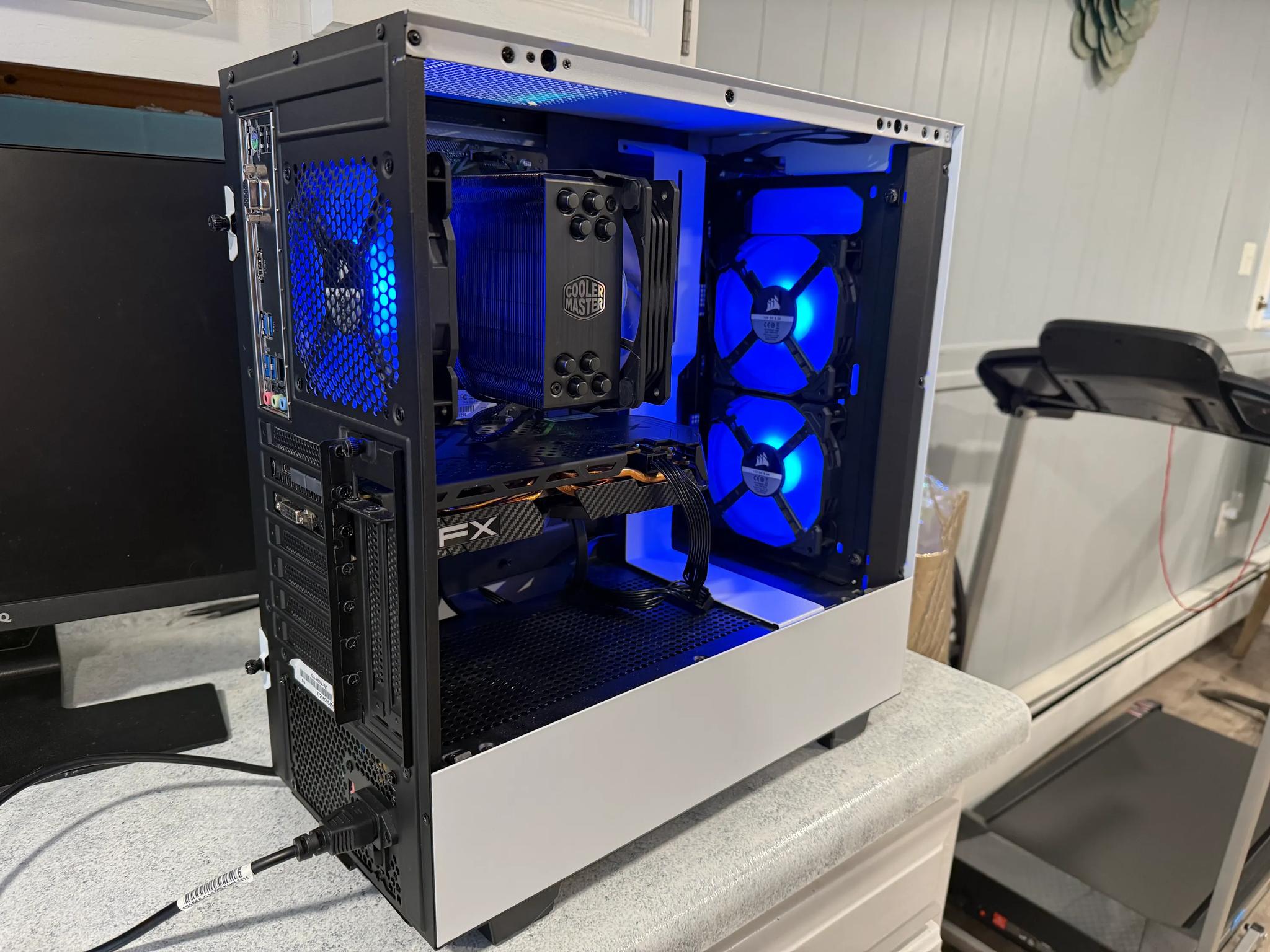 Gaming PC – RX 580, Ryzen 5, 16GB RAM, SSD, Win 11 Pro – Read Description