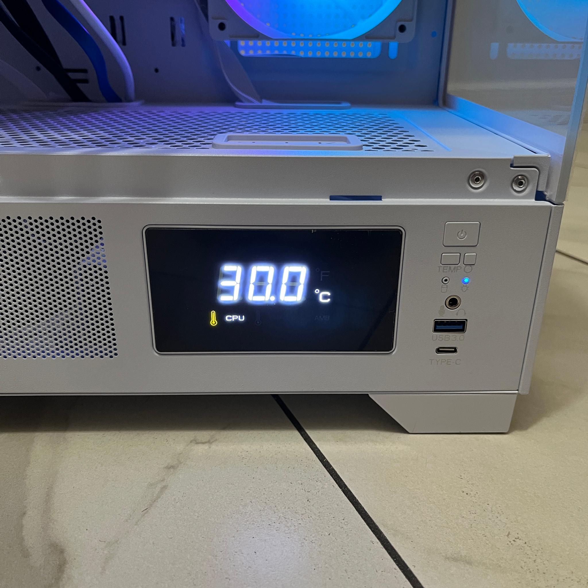 NVIDIA GTX 1080, Intel i7-6700, 16GB RAM, 870 GB Storage, High FPS Gaming PC w/ Wi-Fi & Bluetooth