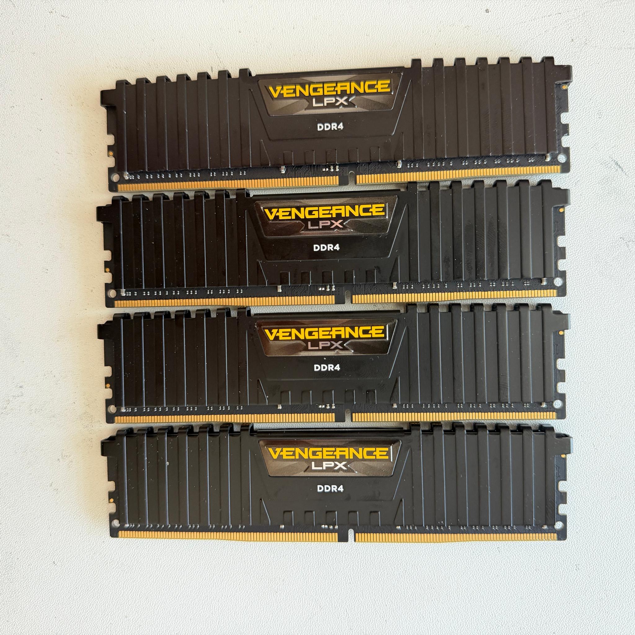 Corsair Vengeance LPX 64GB (4x16GB) DDR4 3000MHz CL15 RAM