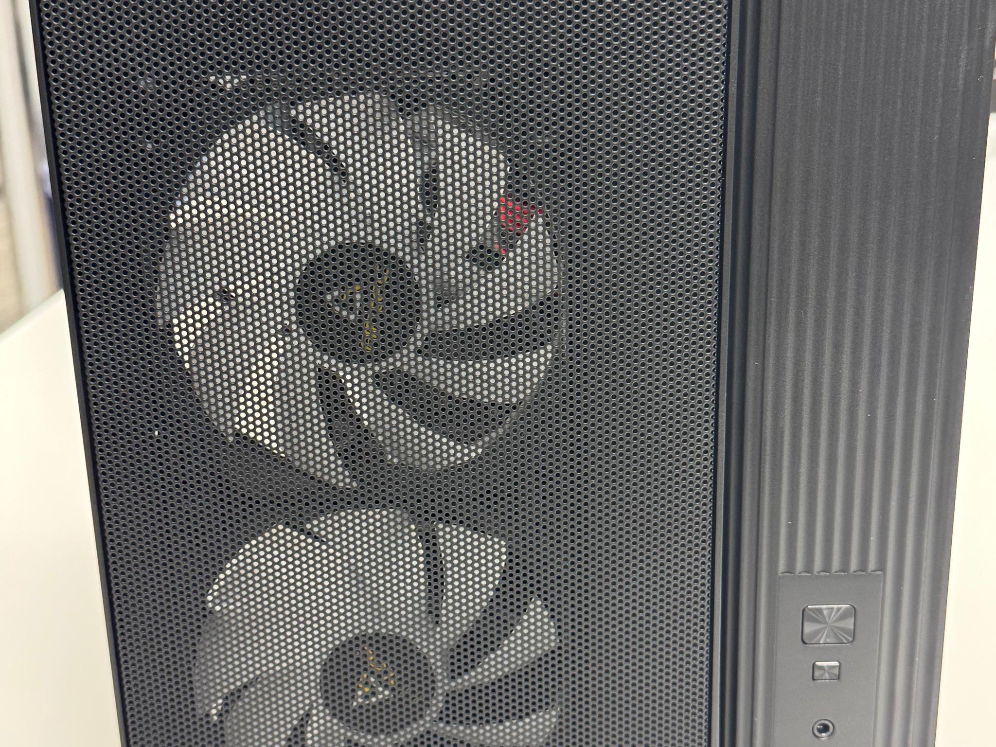 Ryzen 5 5600X - RTX 5060 - 95% New Build