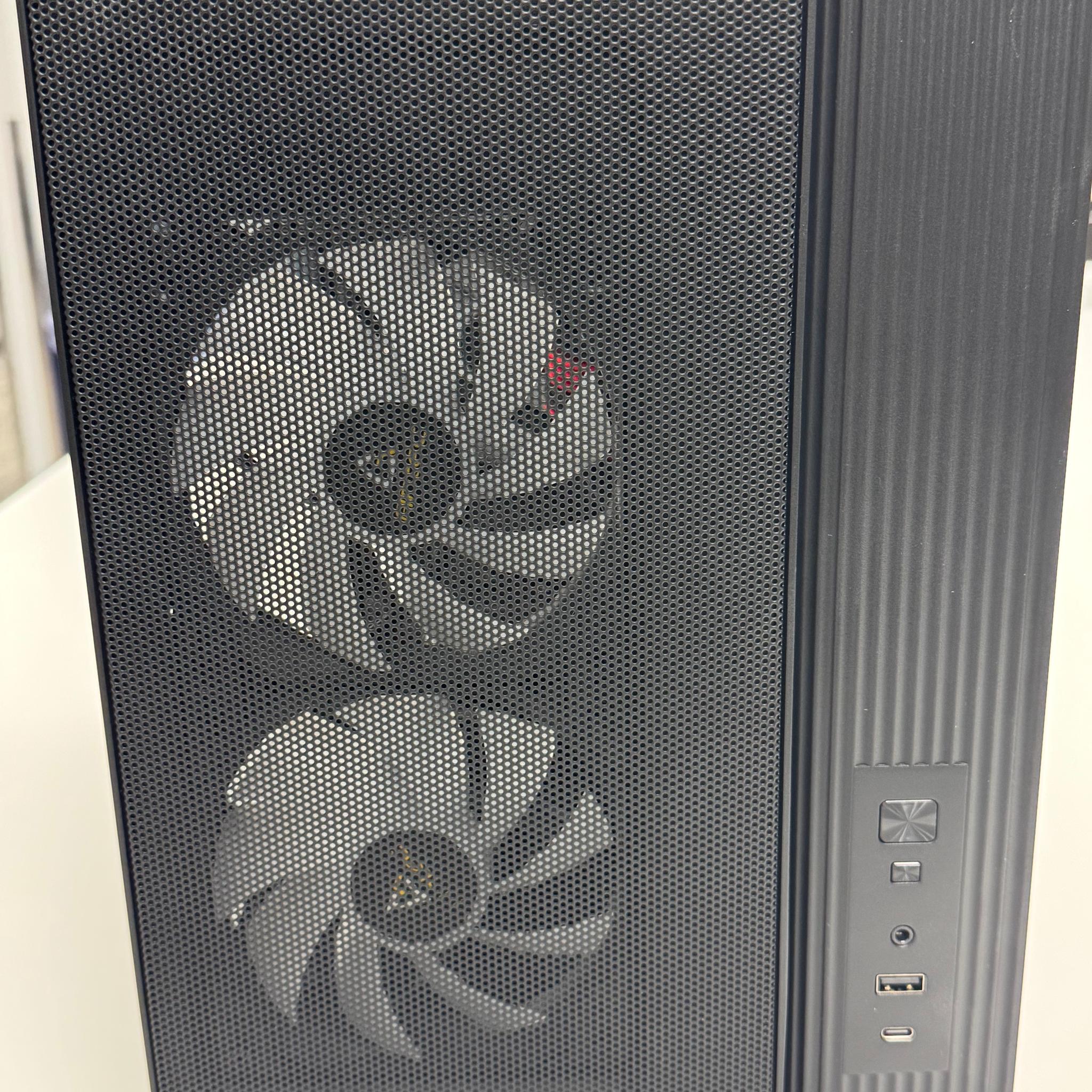 Ryzen 5 5600X - RTX 5060 - 95% New Build