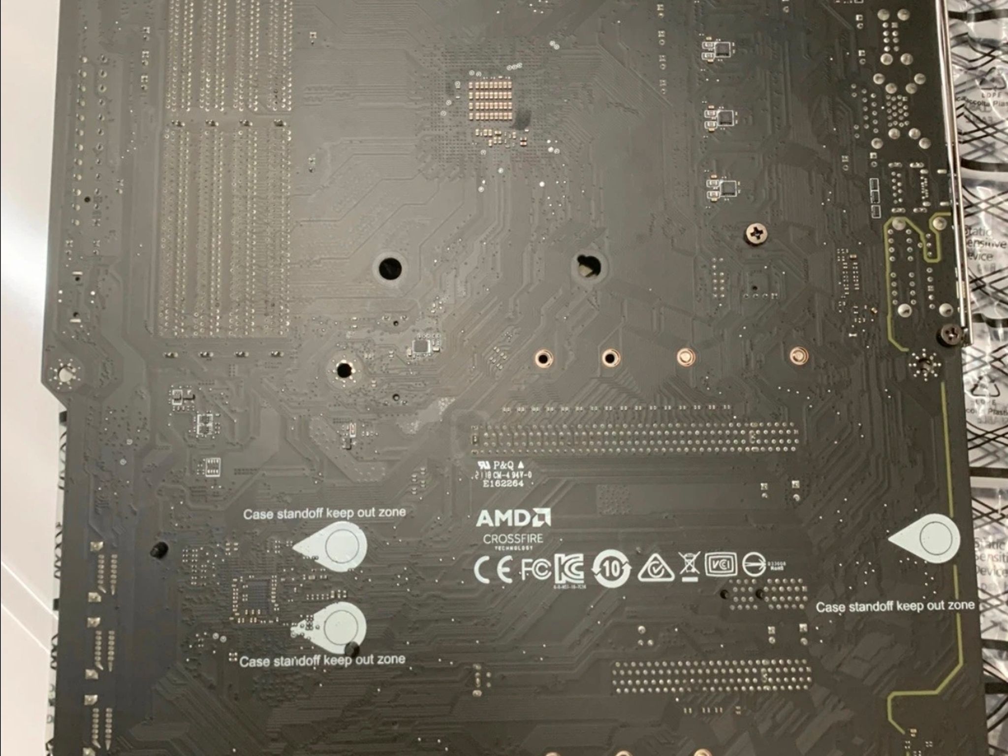 MSI - B550 GAMING PLUS (Socket AM4) AMD