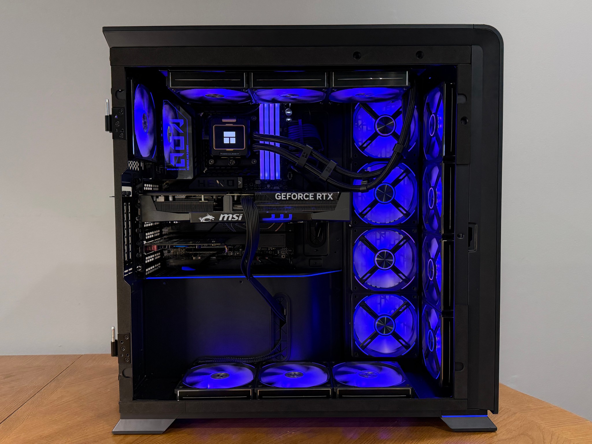 ULTIMATE RTX 5080 Gaming & AI Workstation | Ultra 9 285K | 64GB DDR5 | 11TB
