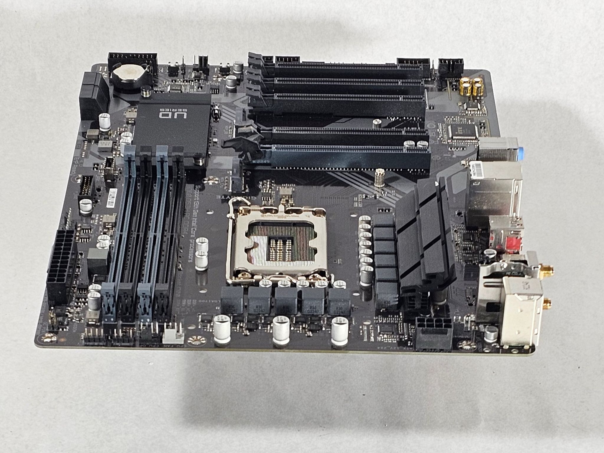 Gigabyte B760 LGA1700 13th Gen Intel DDR4 ATX Motherboard
