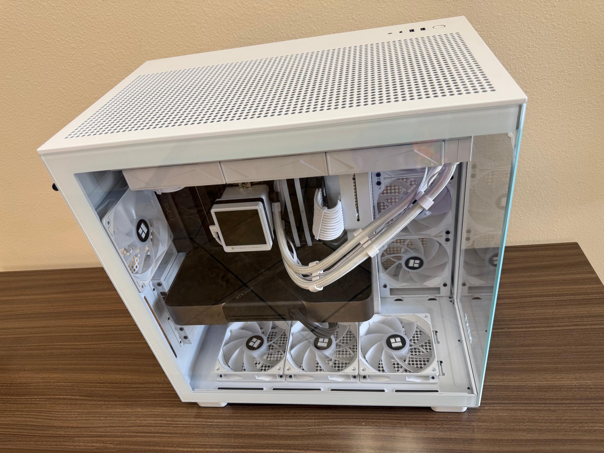 🤍 White Flagship Creator & Gaming PC | Ryzen 9 9950X3D | RTX 5080 Founders Edition | 64GB DDR5