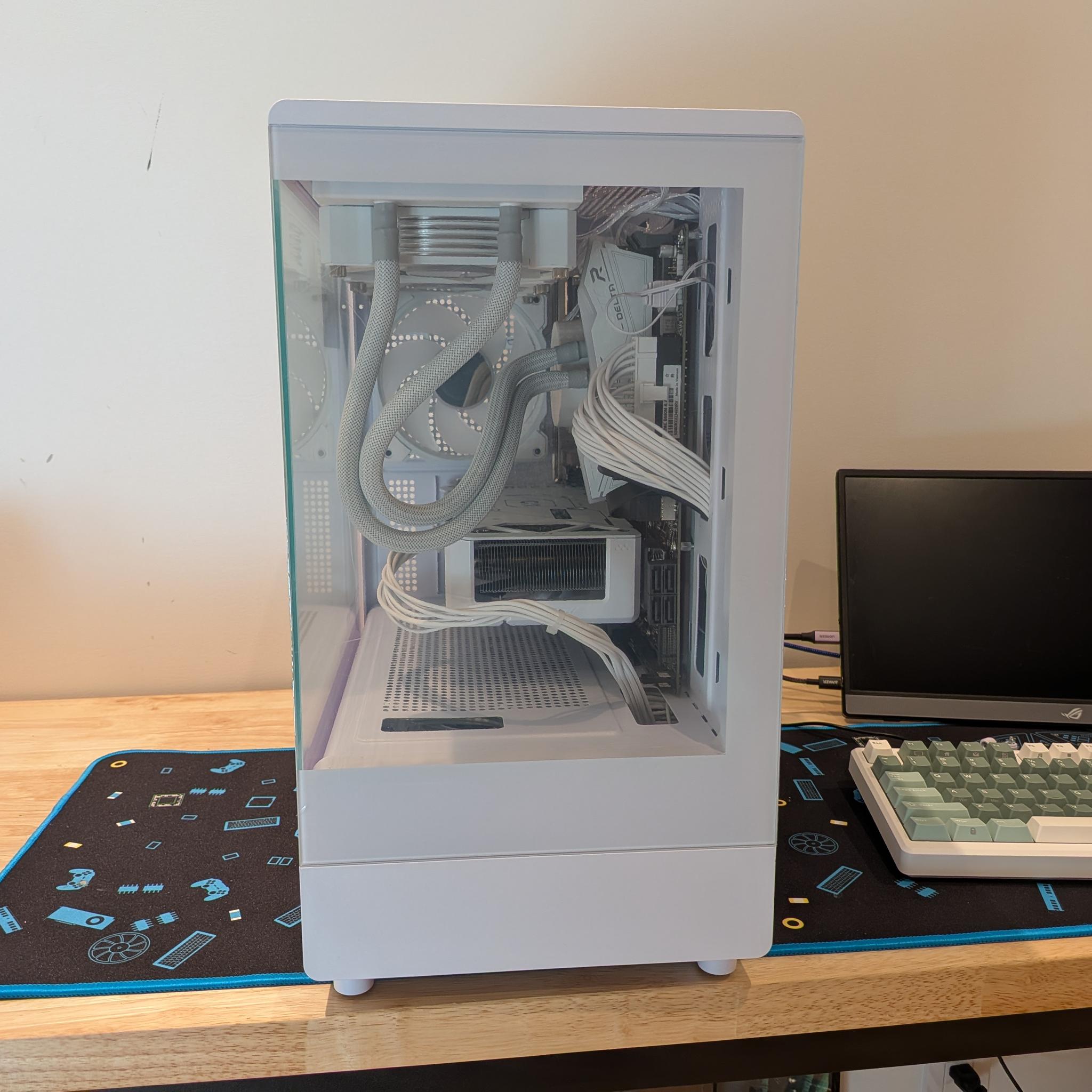 1080p AM5 Starter - RTX 5060, Ryzen 5 7600X, 16 GB DDR5 RAM, 1 TB NVME, RGB, Liquid Cooled