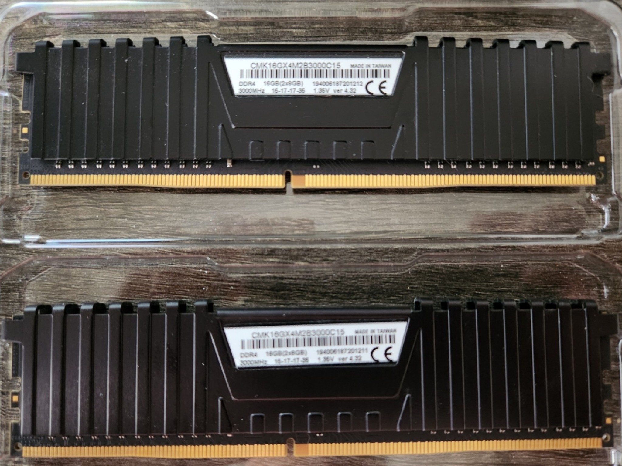 Corsair Vengeance LPX 16GB (2x8GB) DDR4 DRAM 3000MHz C15