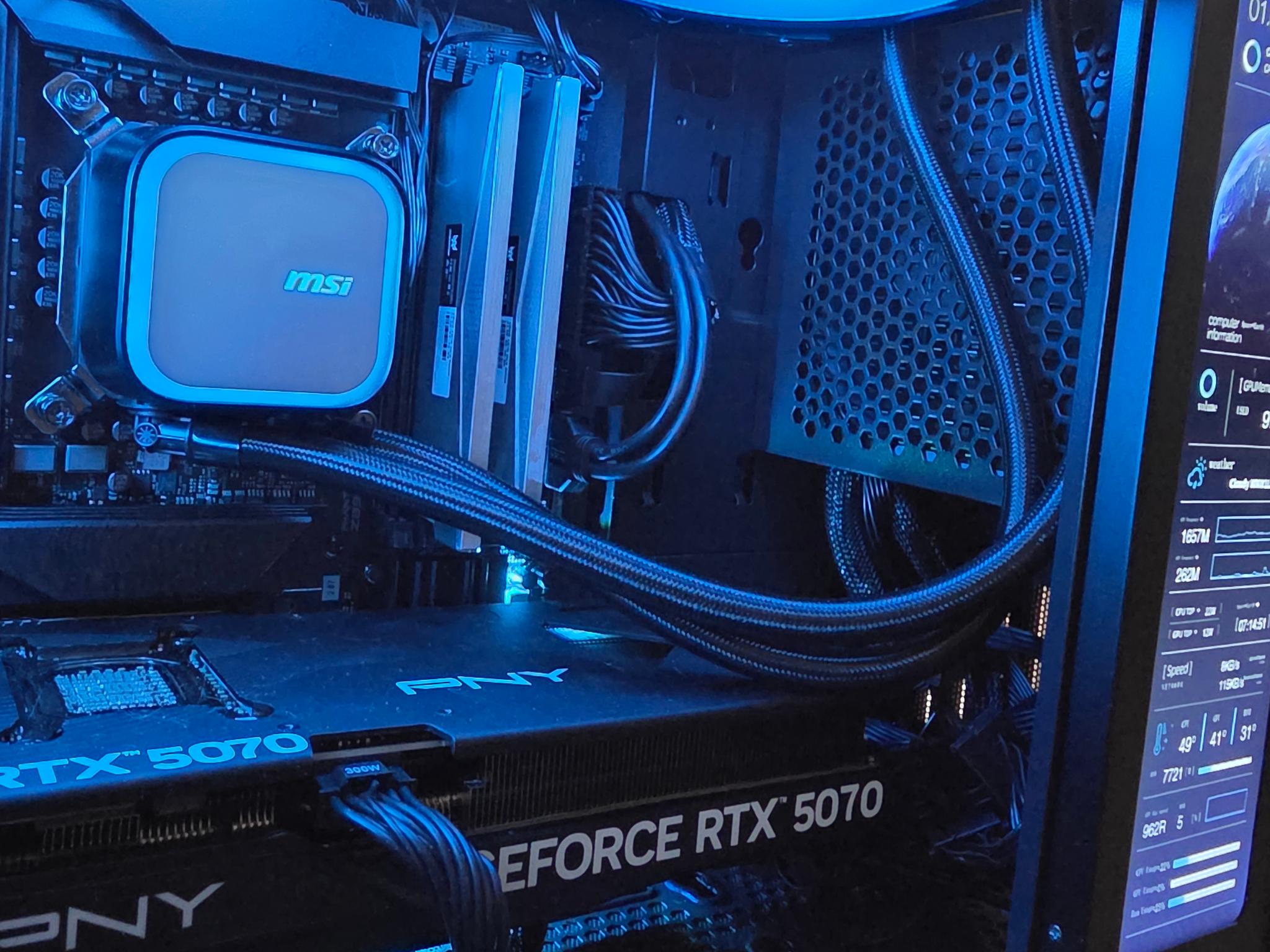 Core Ultra 7 265KF | RTX 5070 | 32GB DDR5 | 1TB NVME | 11.3" Programmable Screen