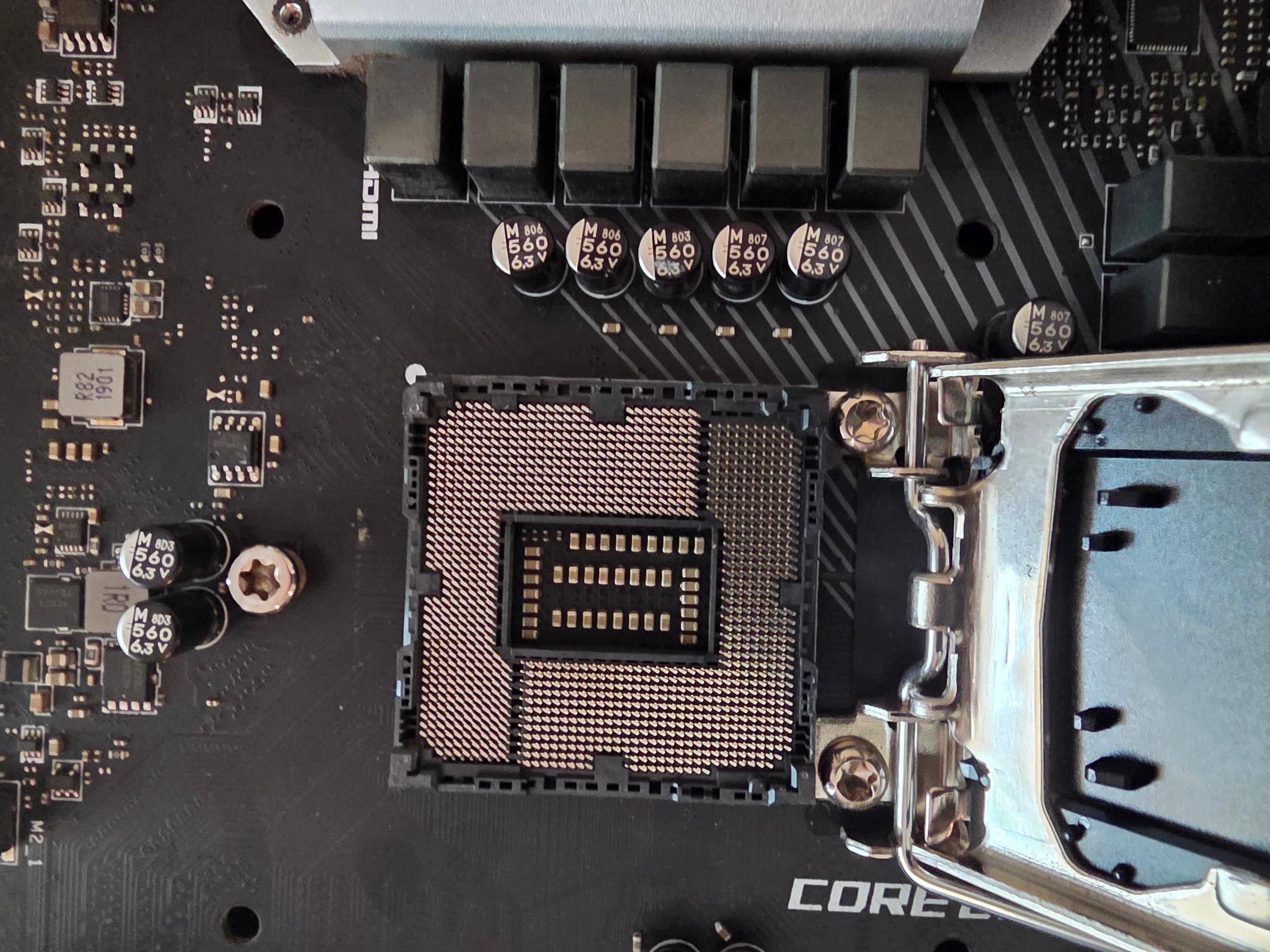 MSI MPG Z390 GAMING PRO CARBON - Image 5