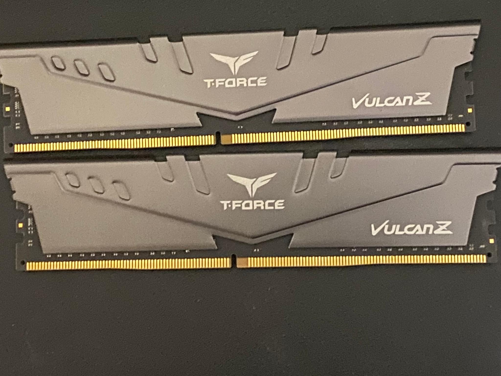 TeamGroup T Force 32GB(2x16)DDR4 RAM