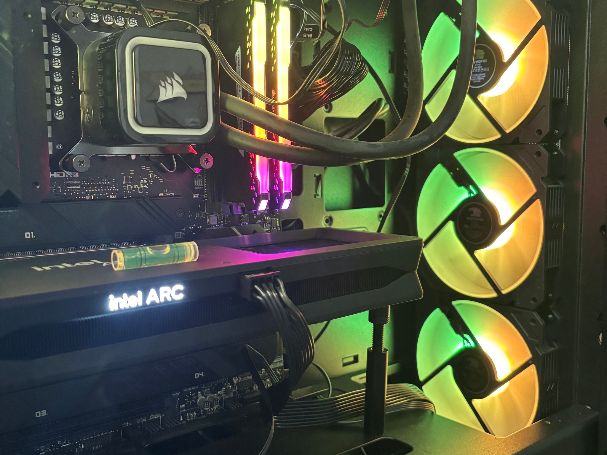 Team Blue Gaming PC! | i5 12600k | Arc B580 | 1TB SSD | 32GB DDR4 3600Mhz