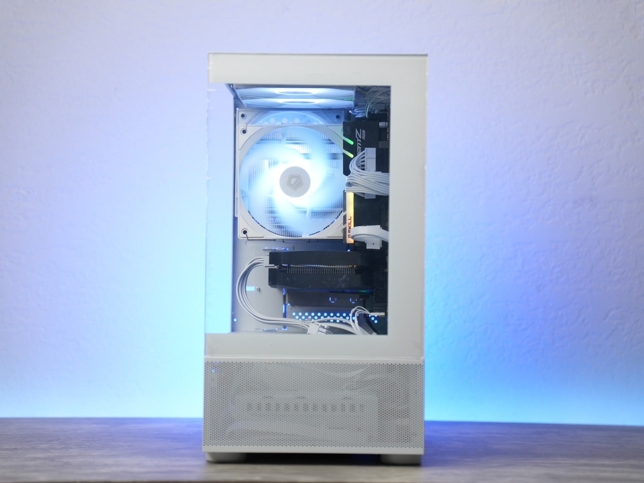 Gaming PC | RTX 5060 | RYZEN 5 5600X | 32GB RAM | 1TB SSD | WINDOWS 11
