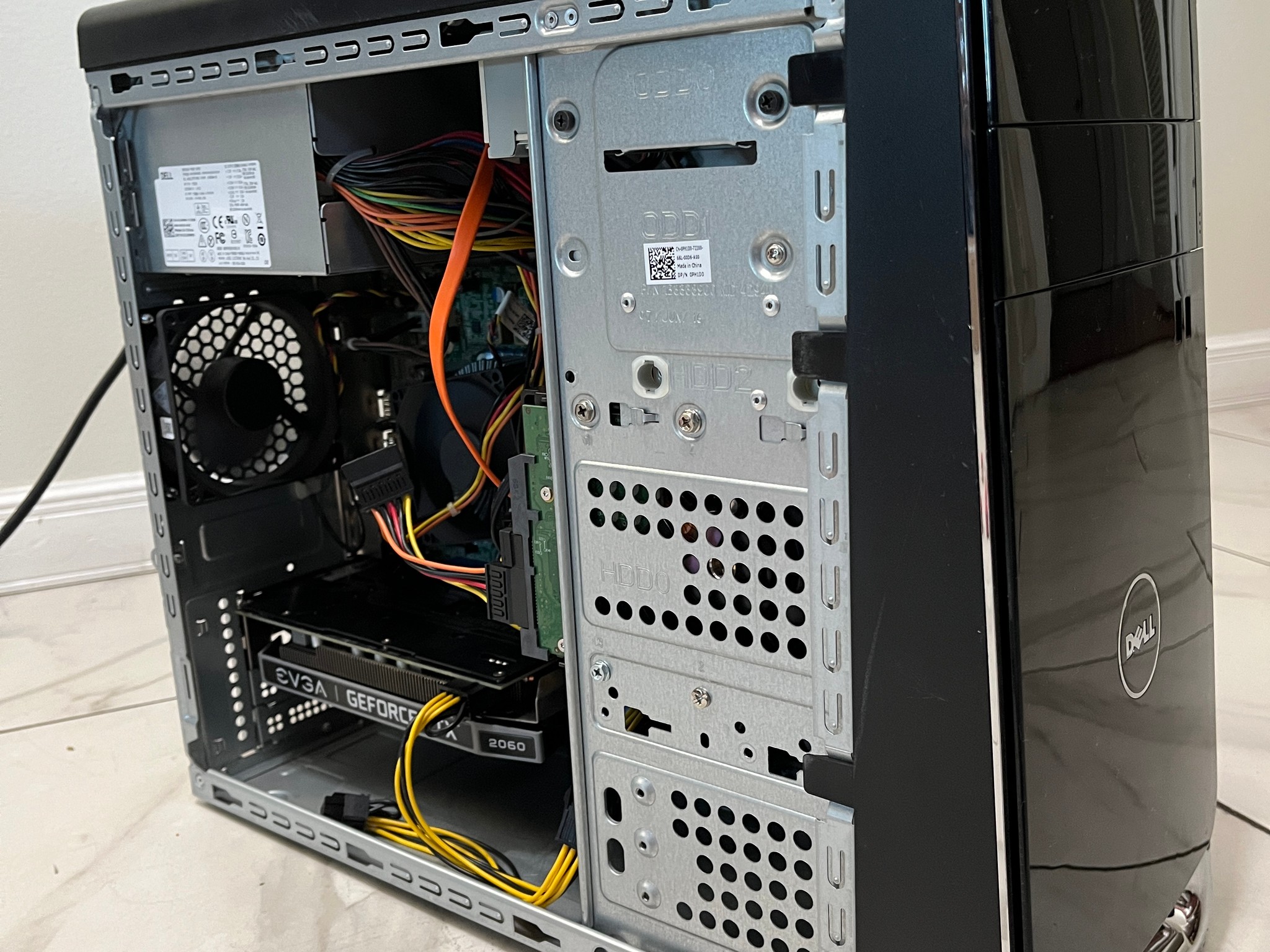 NVIDIA RTX 2060, Intel i7-6700, 16GB RAM, 750 GB Storage - Dell Gaming PC w/Wi-Fi, BT