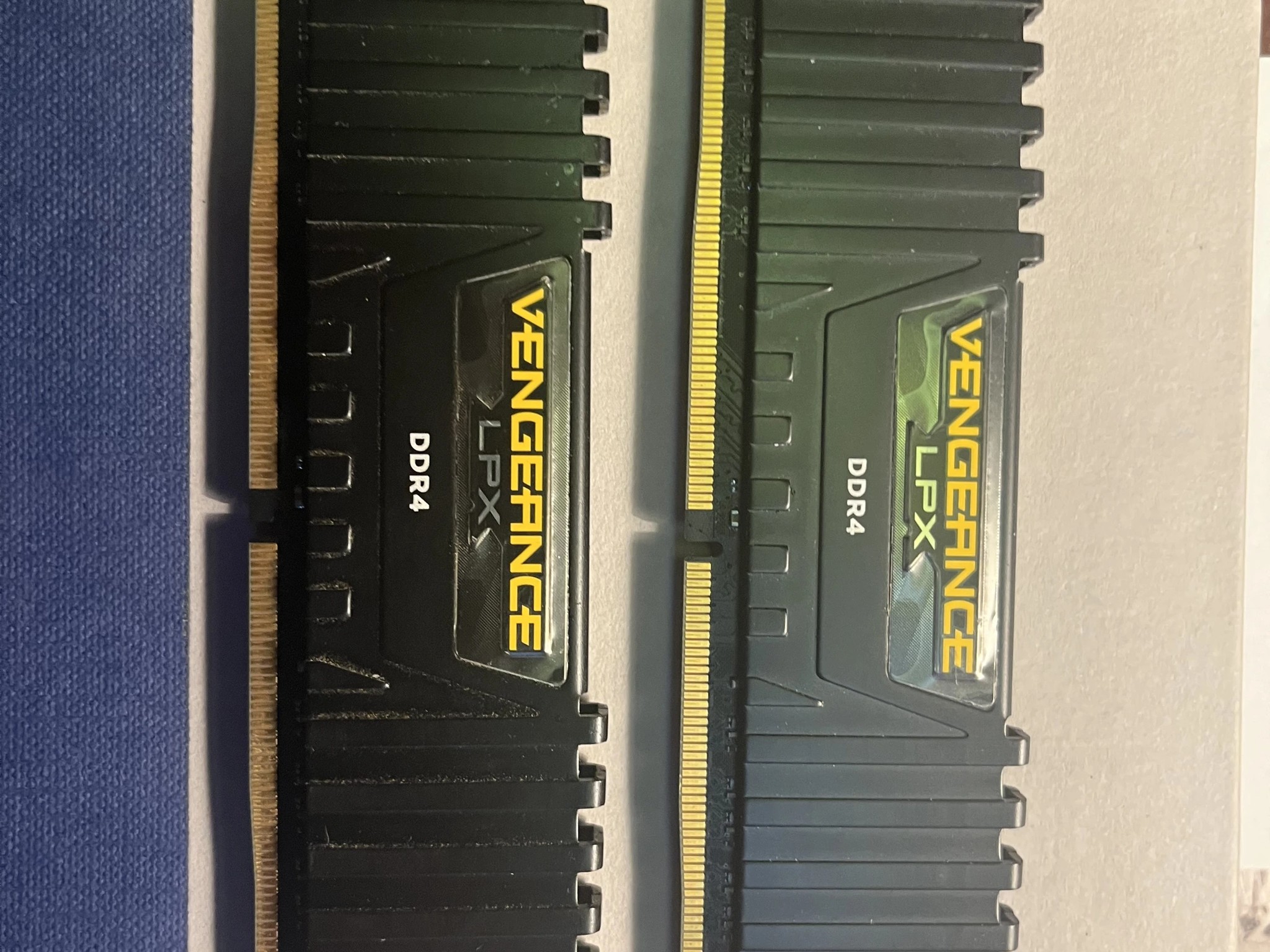 16GB of Vengeance LPX DDR4 RAM (2x8gb)