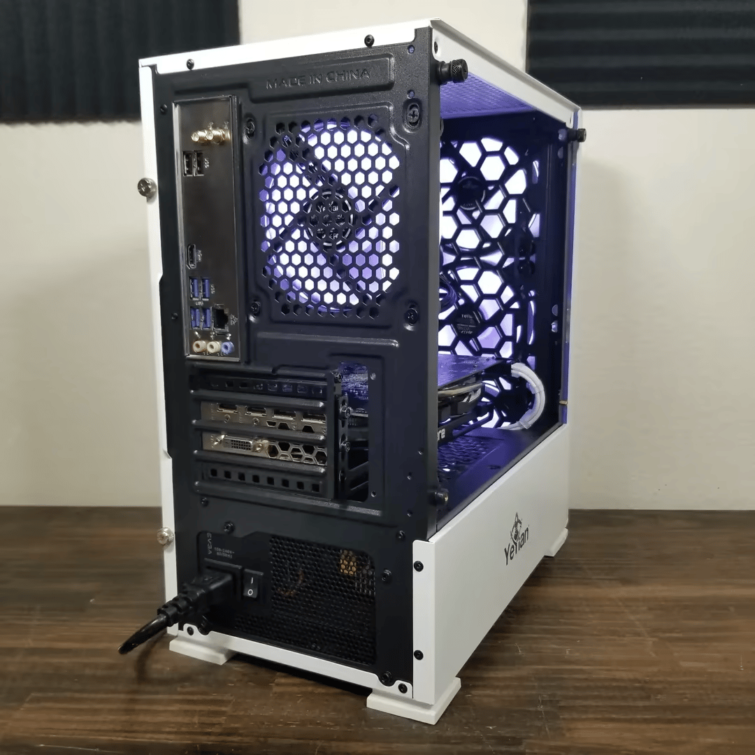 AMD Ryzen 5 1600 // AMD Radeon RX 580 8GB // NEO Forza 2x8 16GB 3200MHz // KLEVV 480GB SSD