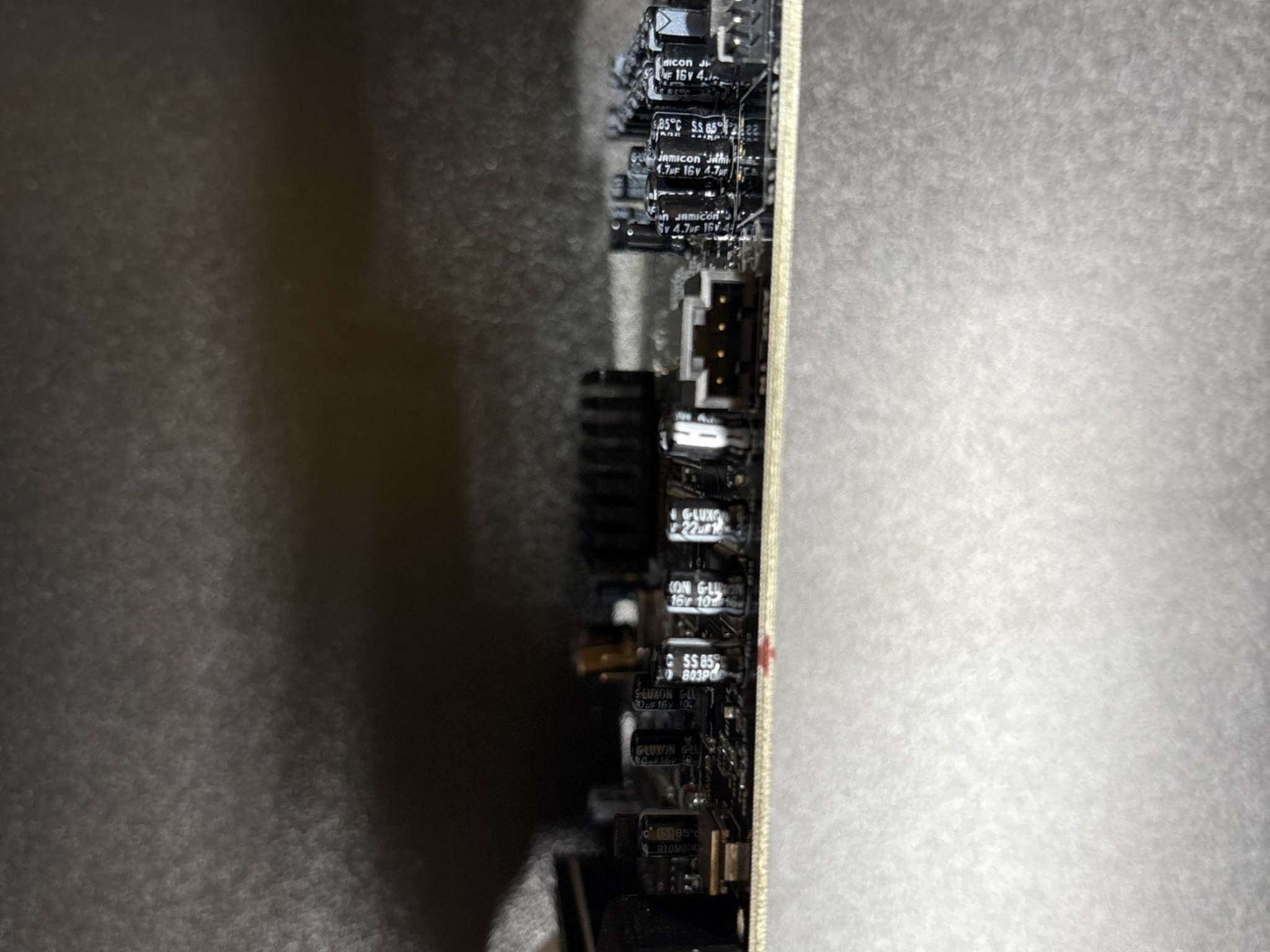 SOLD! Creative Labs Sound Blaster X-FI FATAL1TY Edition SB0460+SB0250