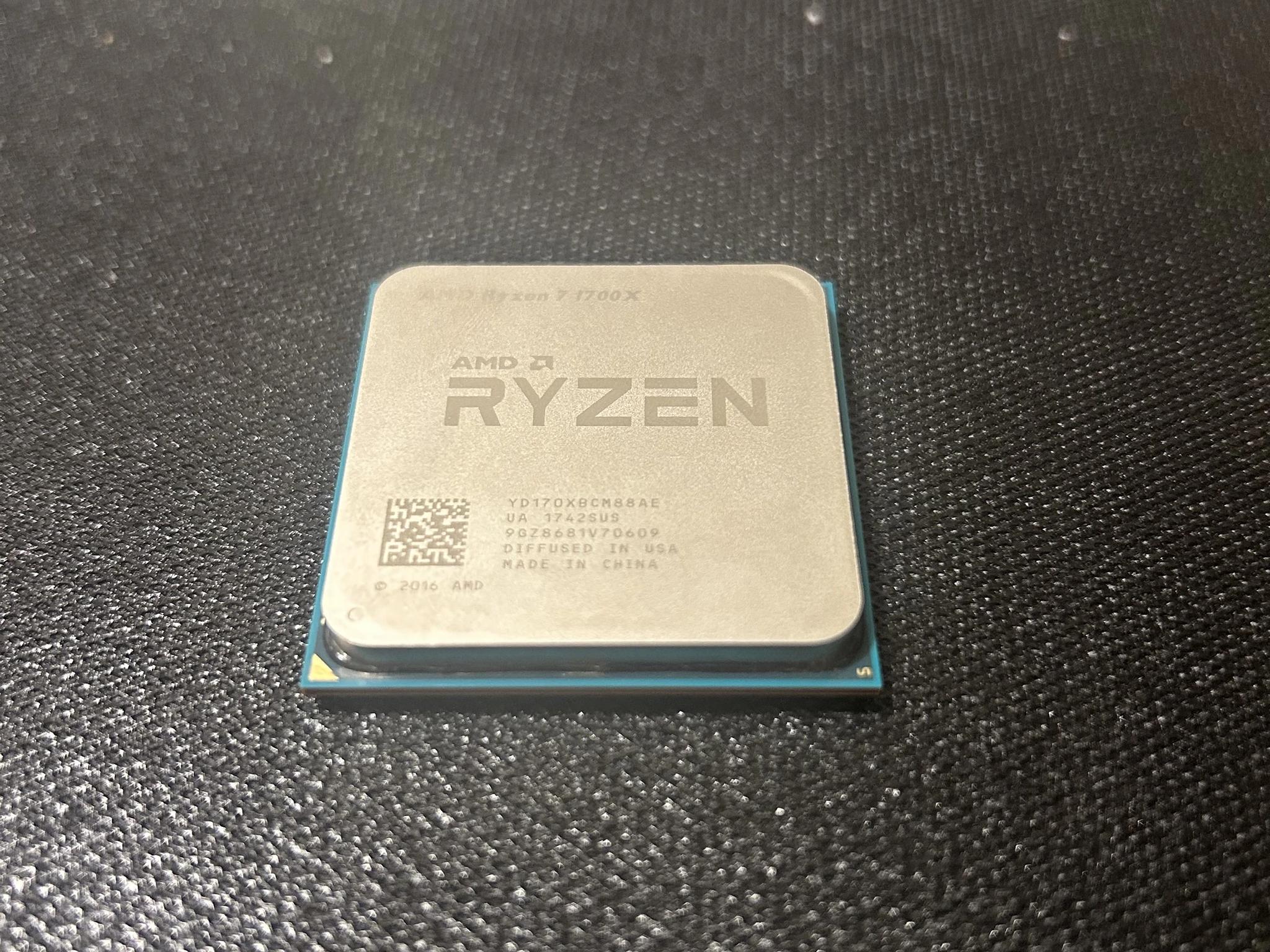 AMD Ryzen 7 1700X