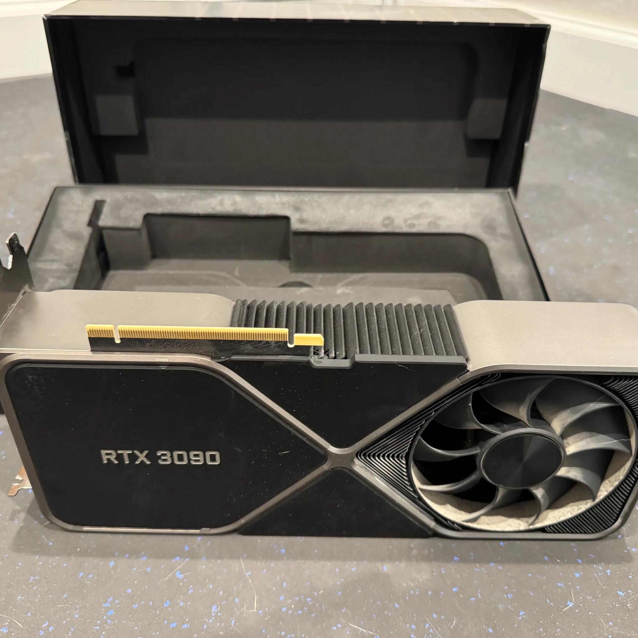 NVIDIA - GeForce RTX 3090 24GB GDDR6X PCI Express 4.0 Graphics Card - Titanium and black