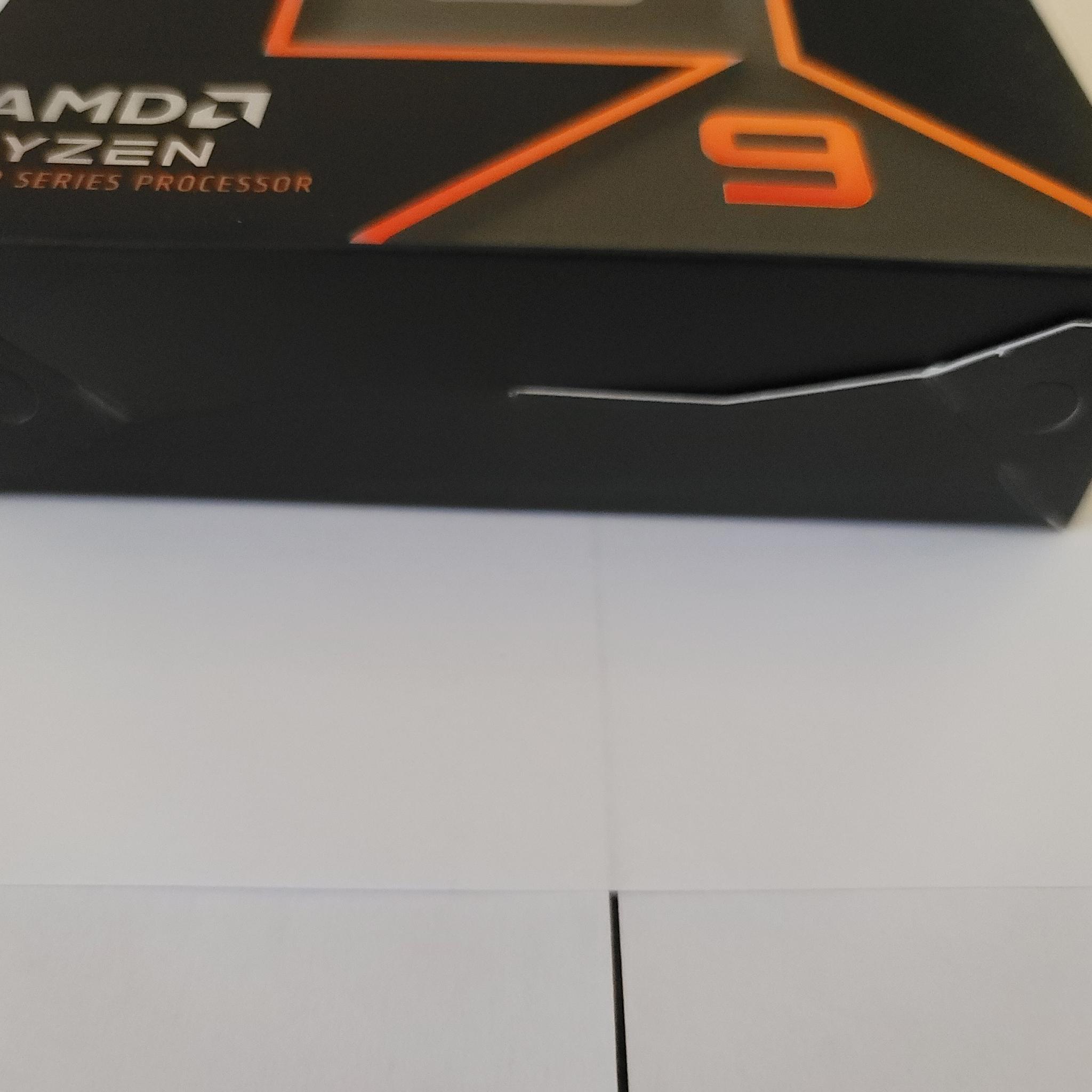AMD Ryzen 9 9900X