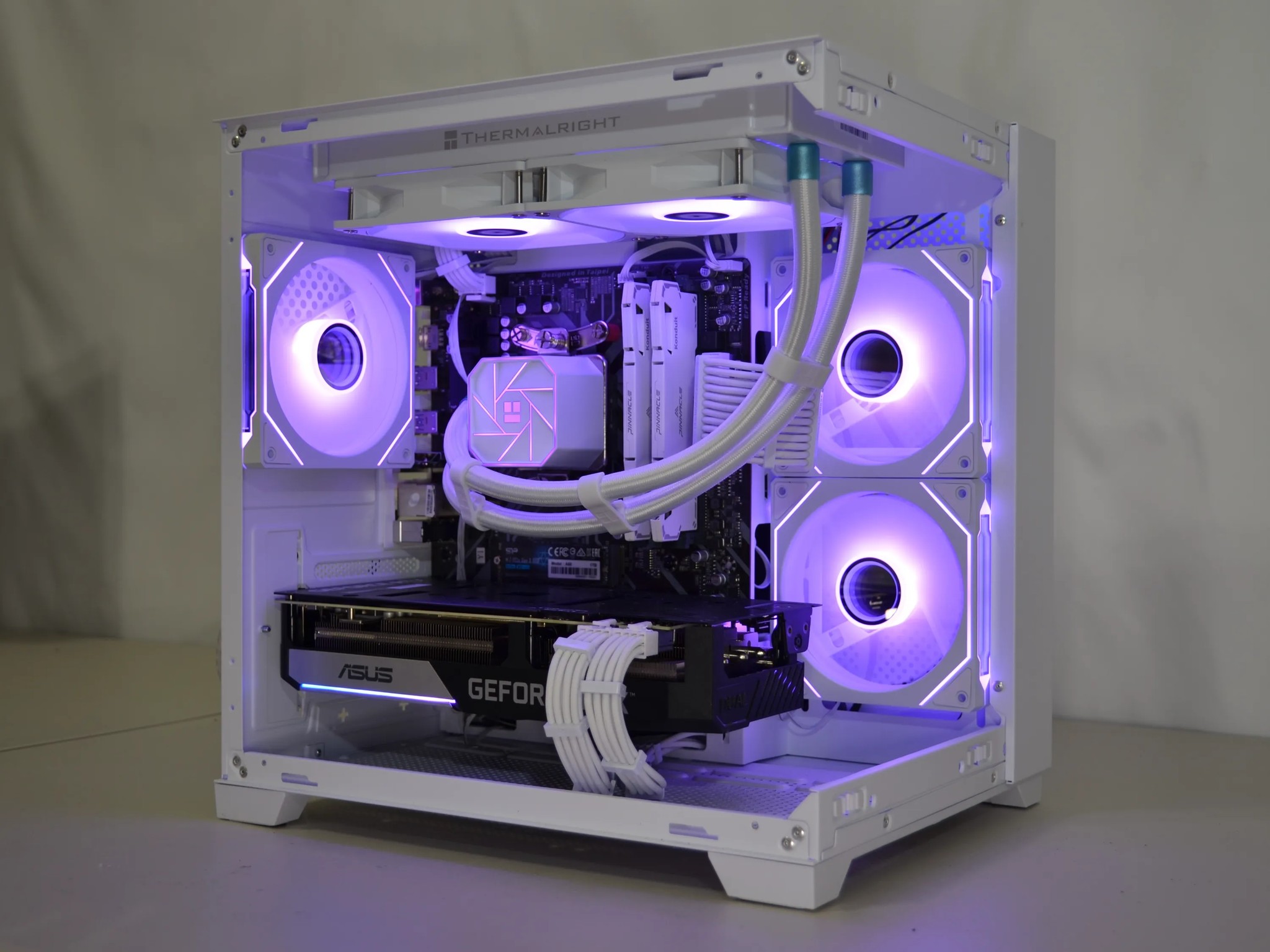 ⚪White Out V2⚪ - RTX 3070 | Ryzen 5 5600g | 32gb RAM | 1tb NVMe | Windows 11 FULLY activated
