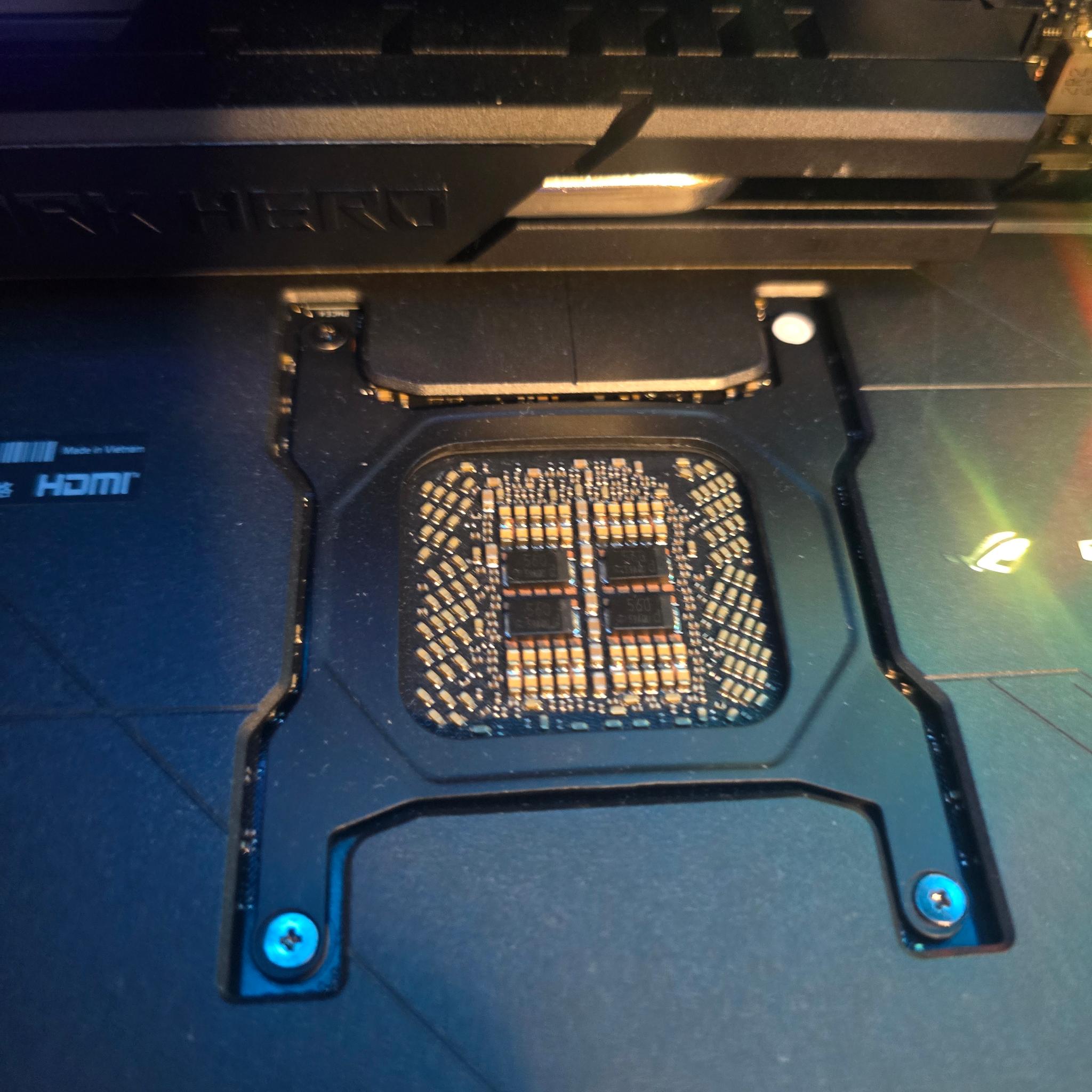 ASUS ROG Strix LC GeForce RTX 5090 Astral